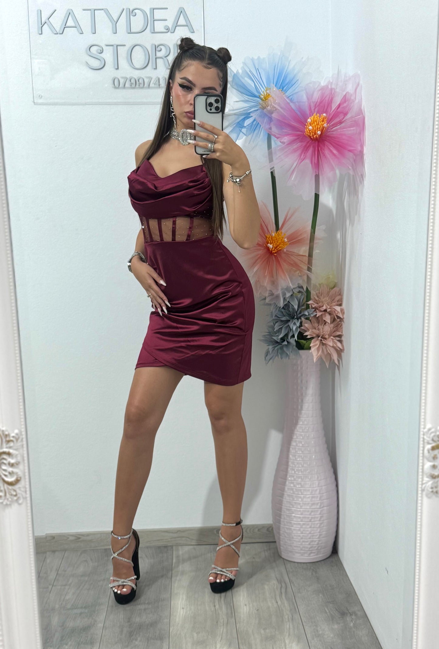 Rochie scurtă cu corset vișiniu Annemary