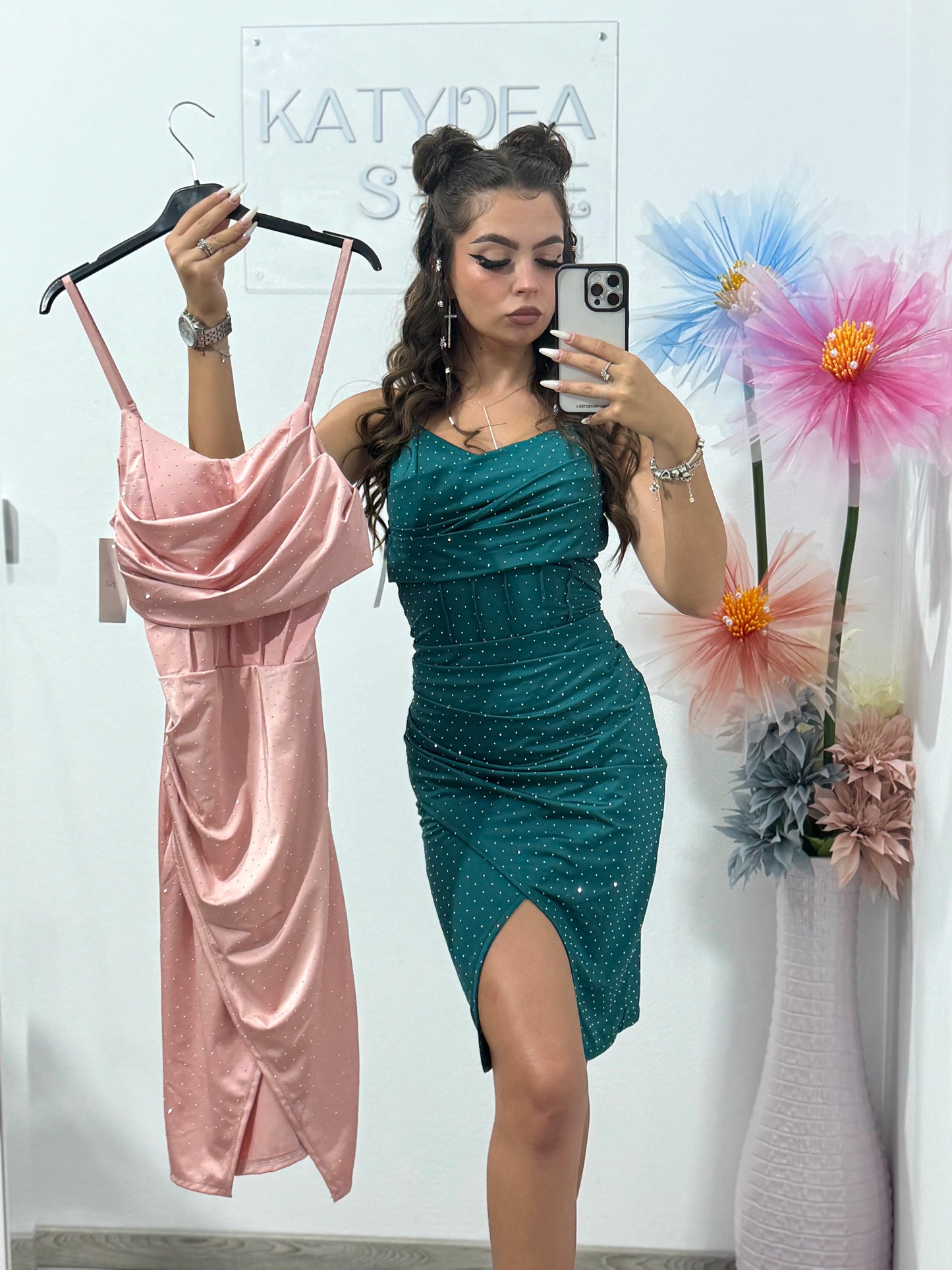 Rochie scurtă cu cristale ștanțate Nadia