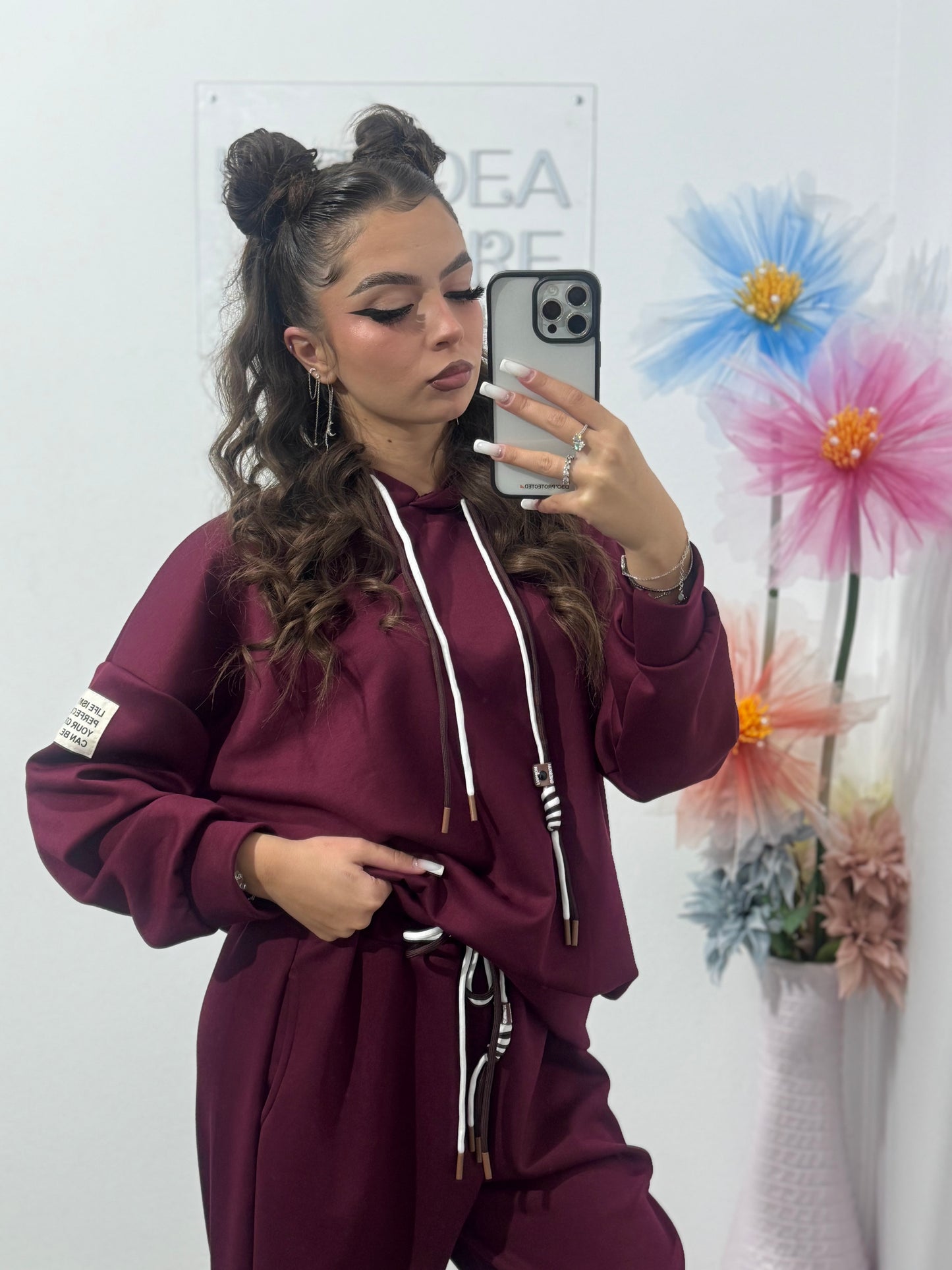Compleu Sara