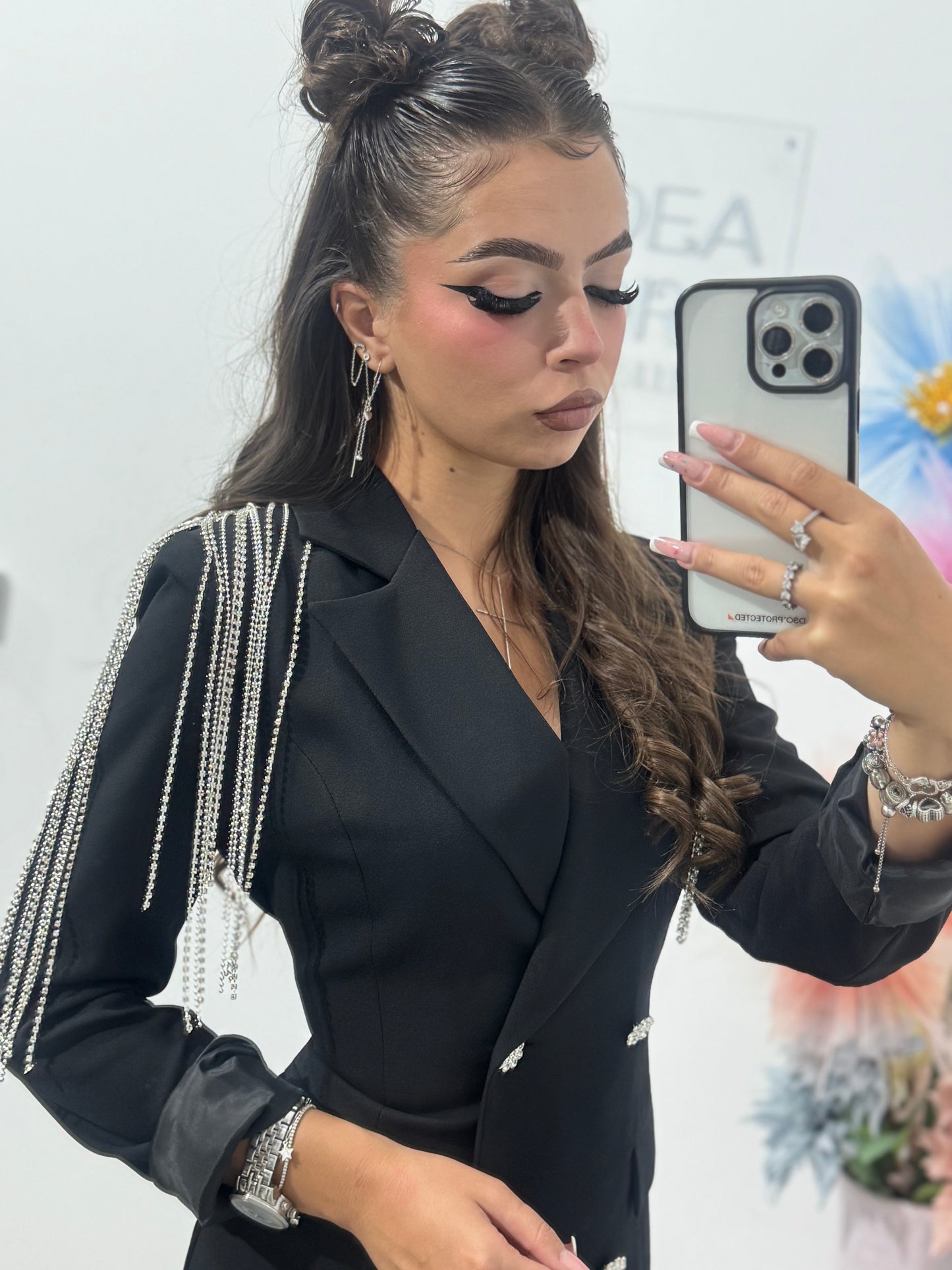 Rochie tip sacou cu epoleți neagră Jessica