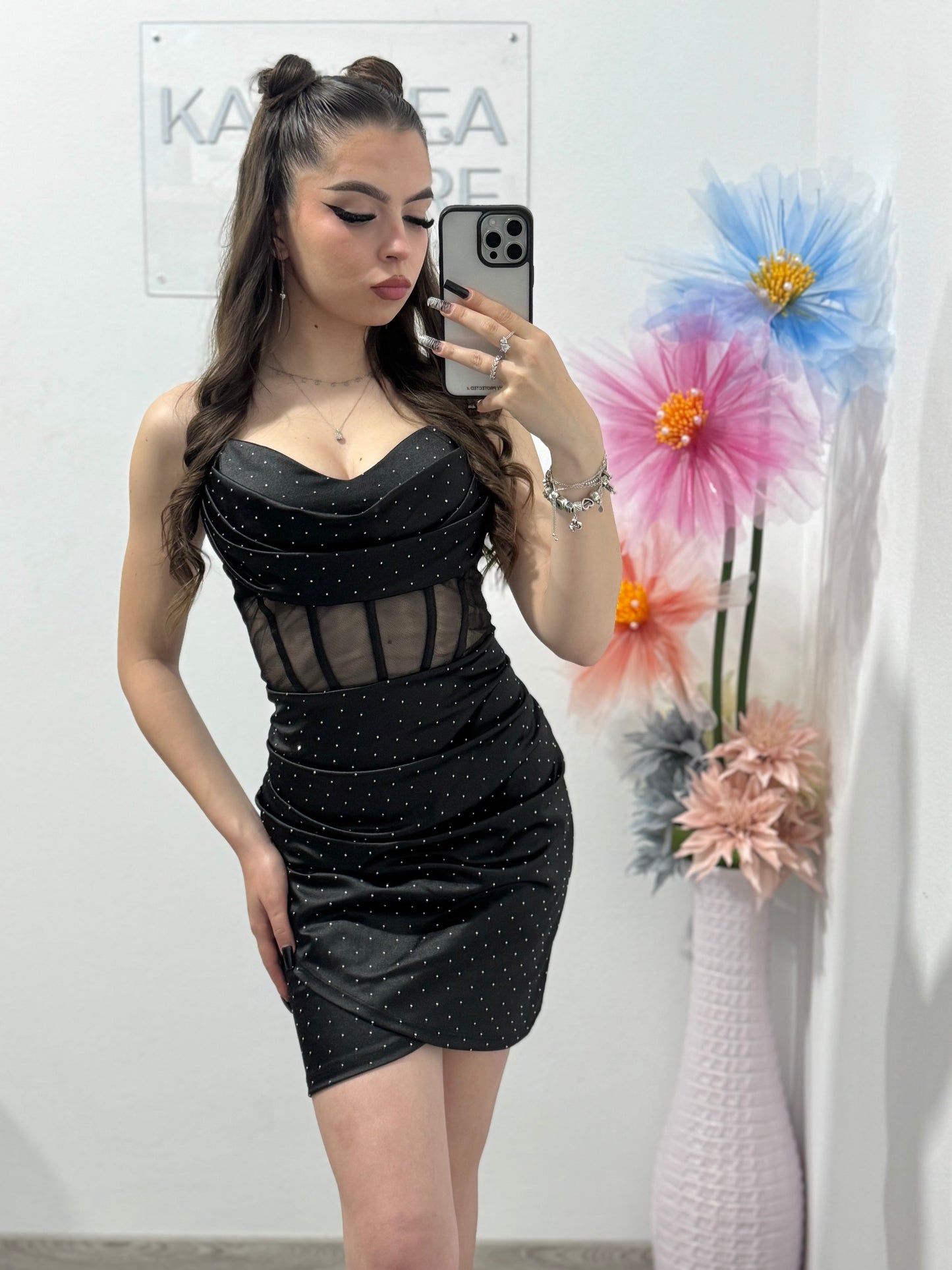 Rochie cu corset și cristale ștanțate neagră Mary