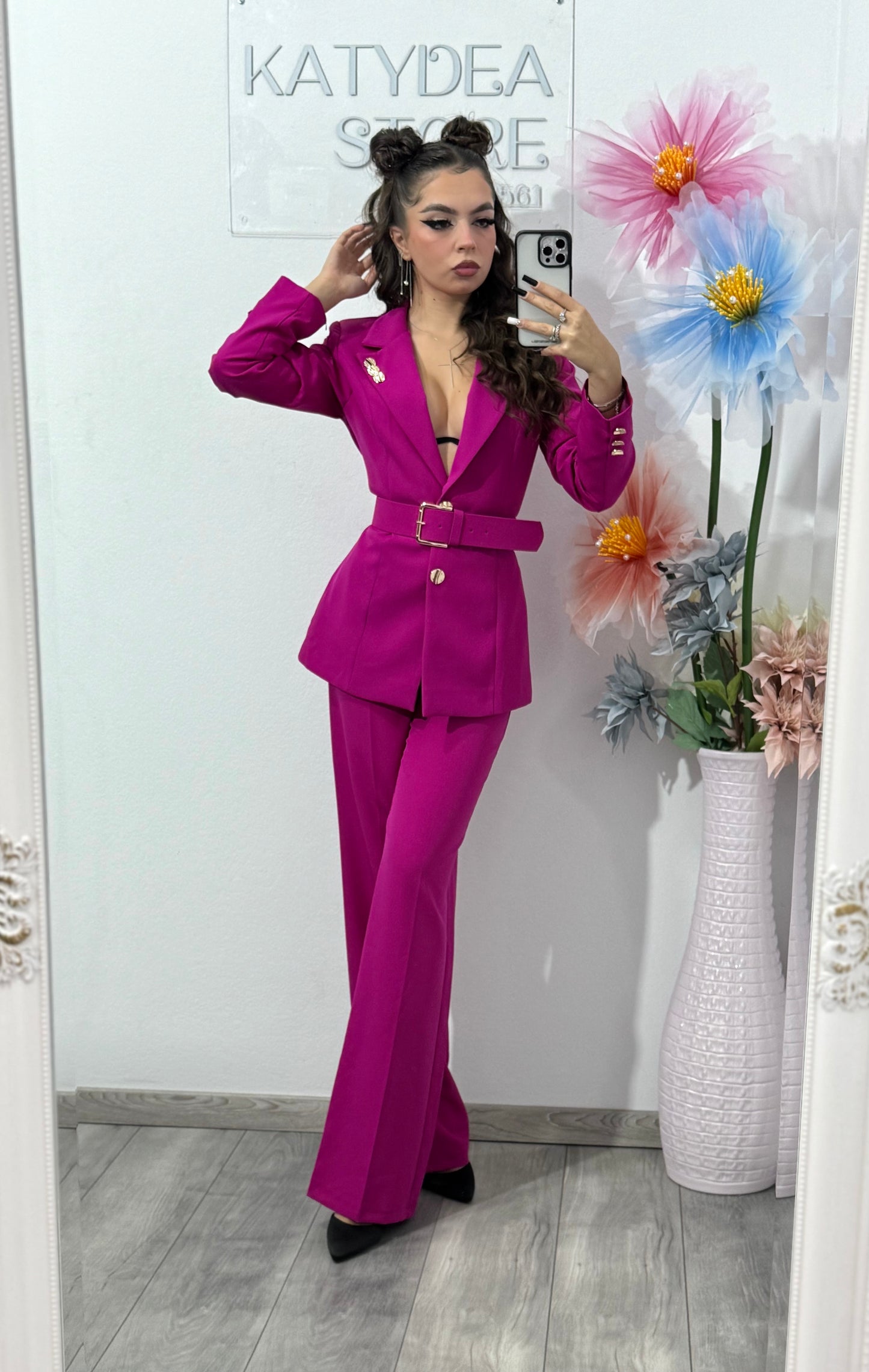 Costum dama fucsia Delia