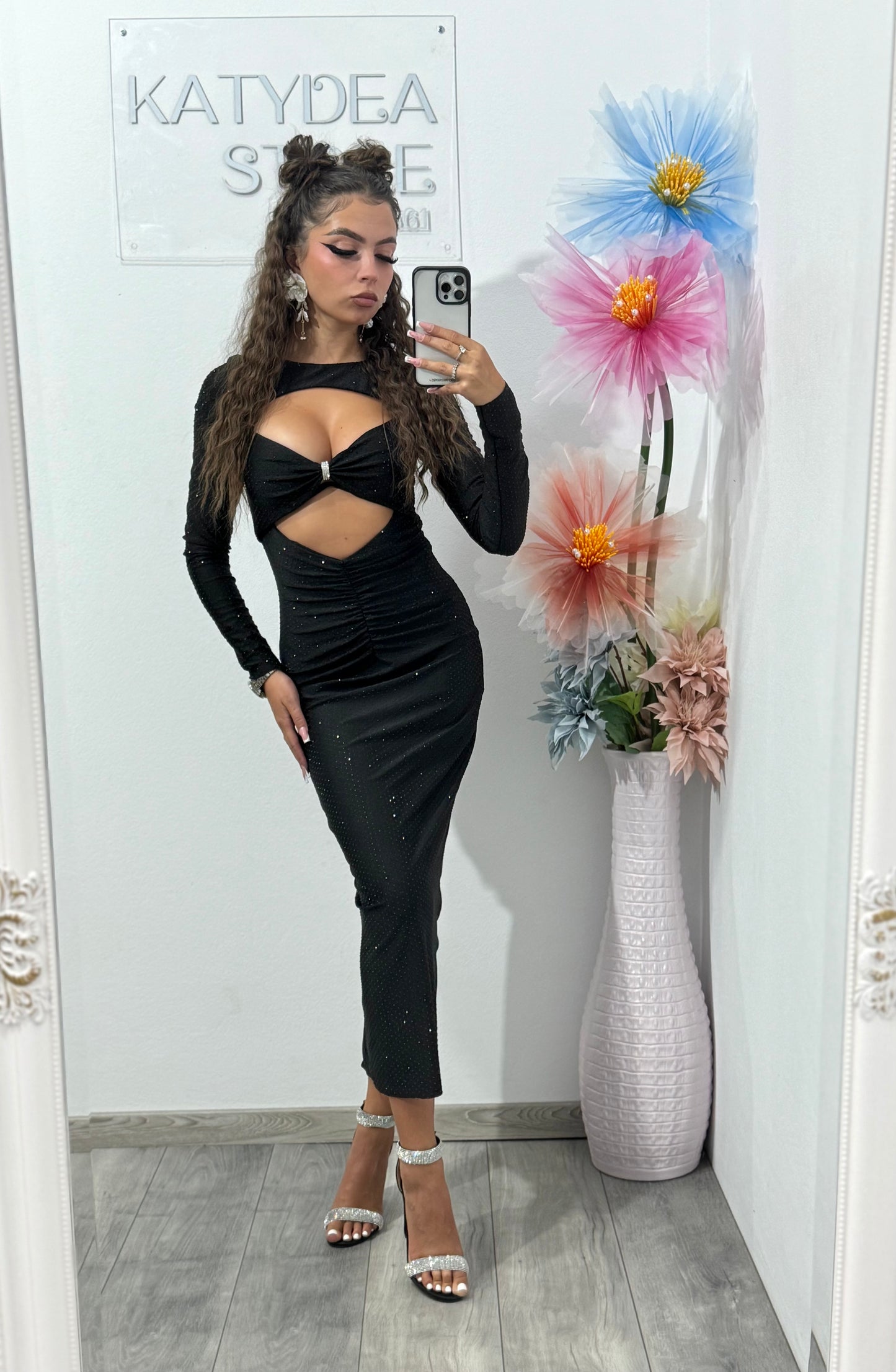 Rochie midi neagra cu cristale negre ștanțate Glam