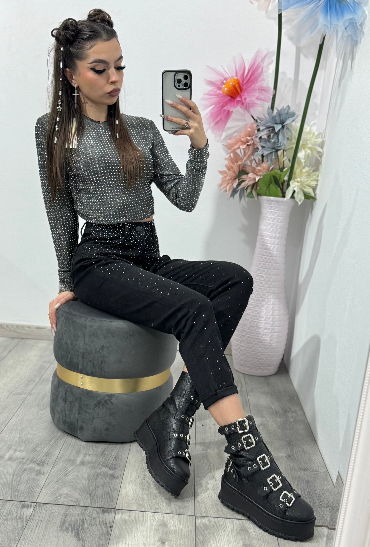 Jeans MOM Fit negri cu cristale ștanțate KATE