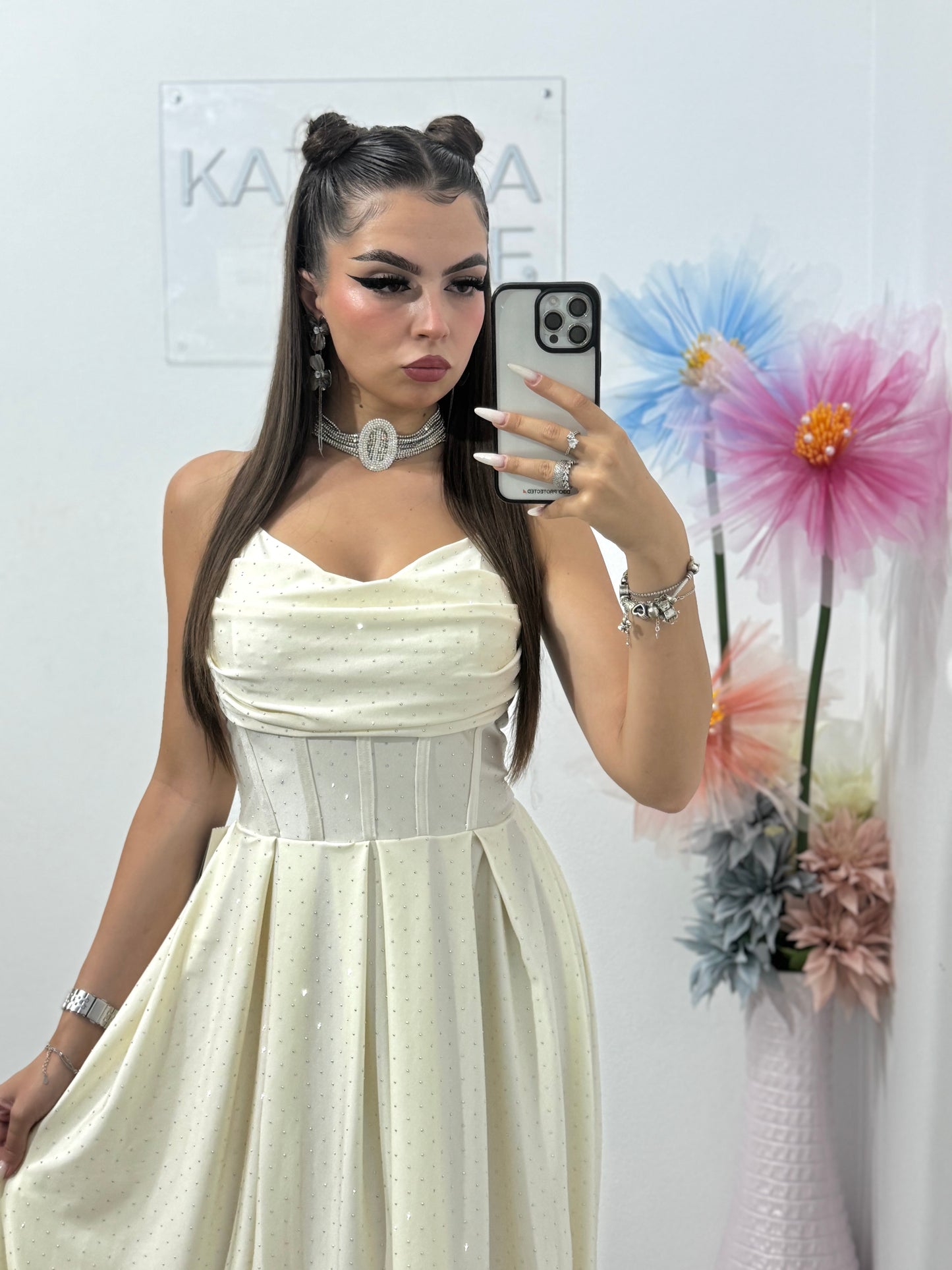 Rochie cu cristale ștanțate și corset Monica crem