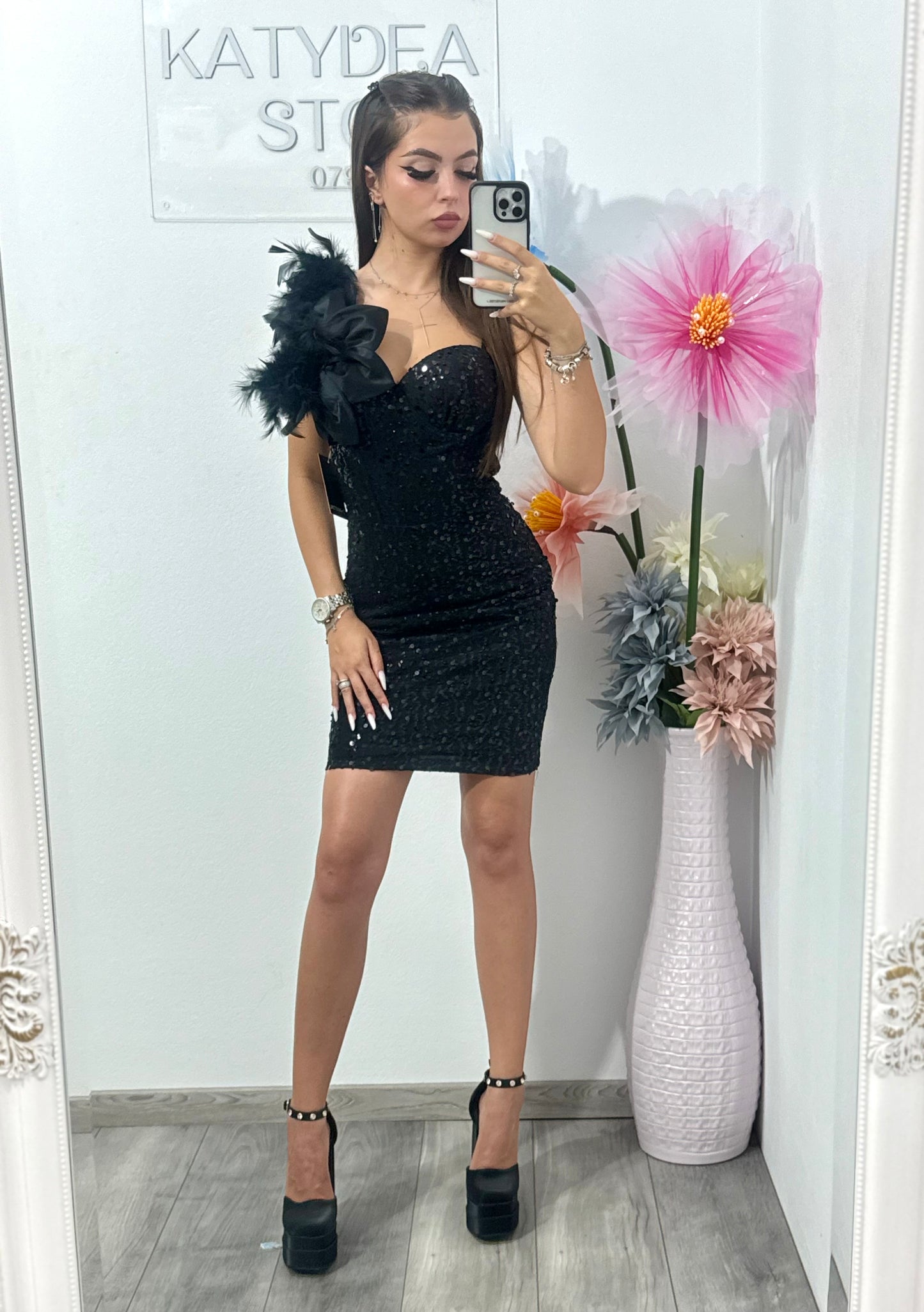 Rochie cu paiete și floare 3D neagră Sparkle
