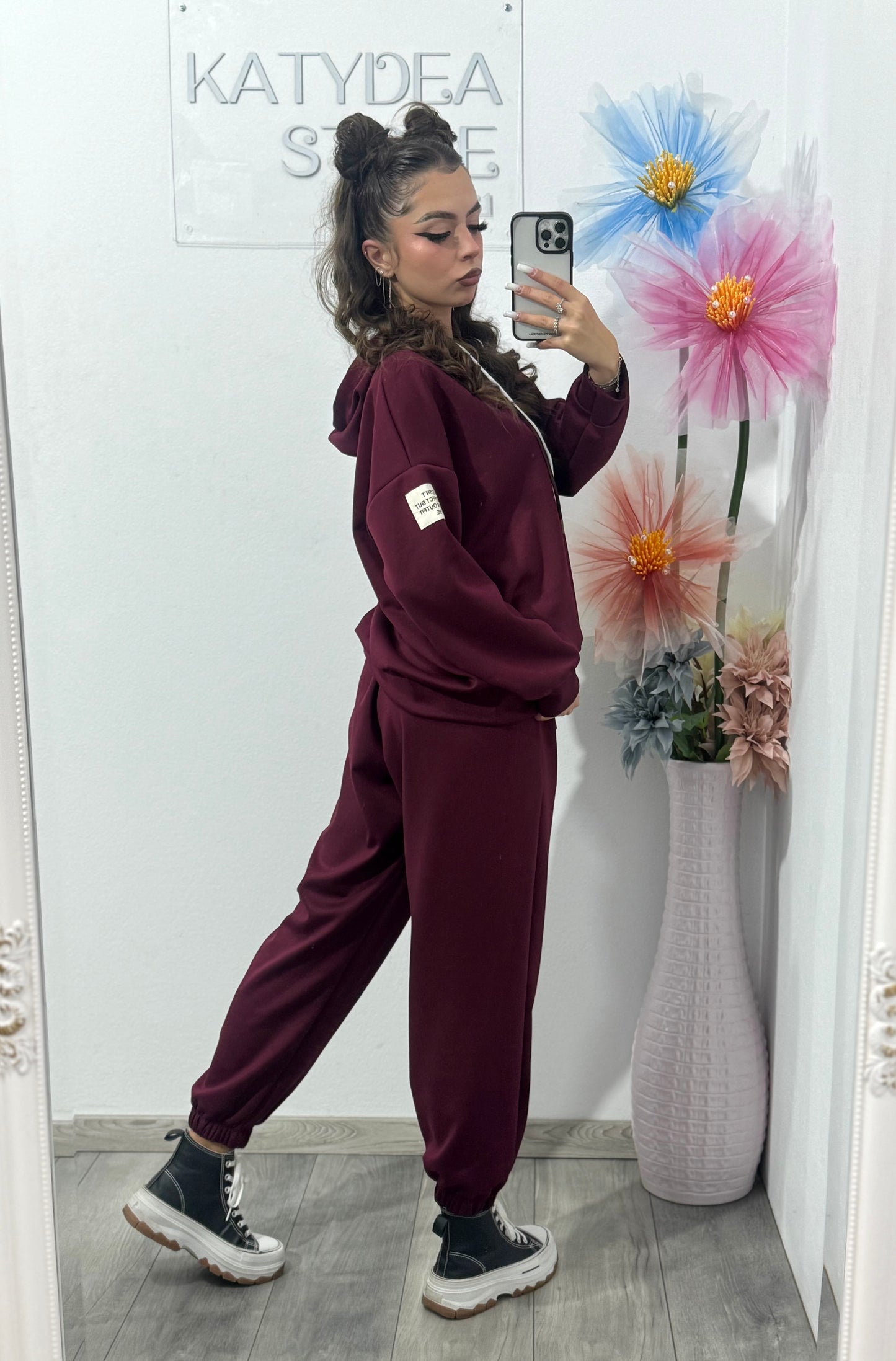 Compleu Sara