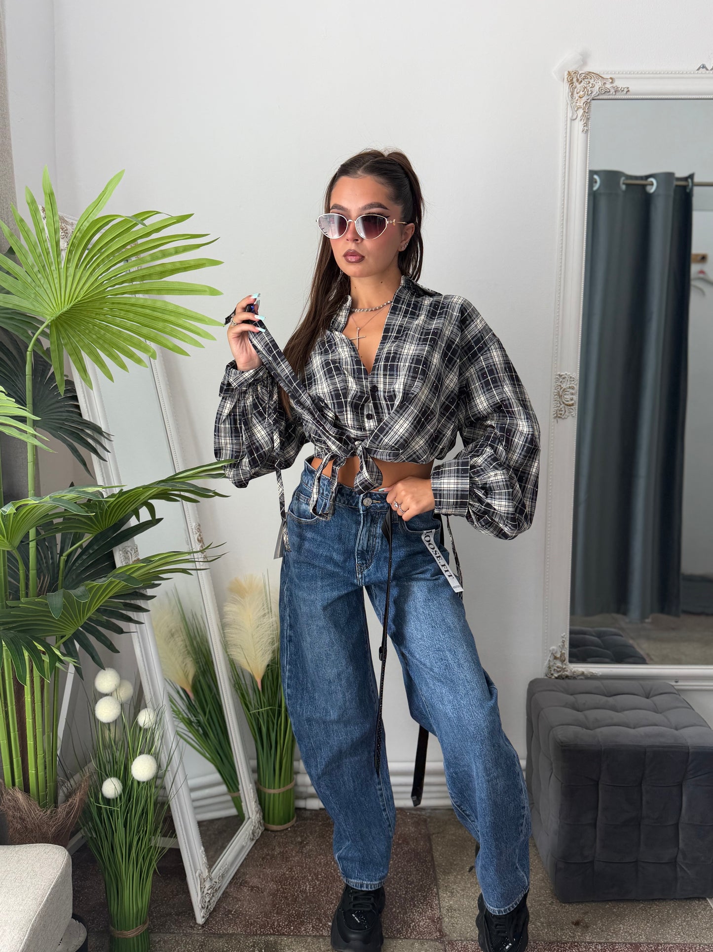 Jeans albaștri BalloonFit cu buzunar accesorizat