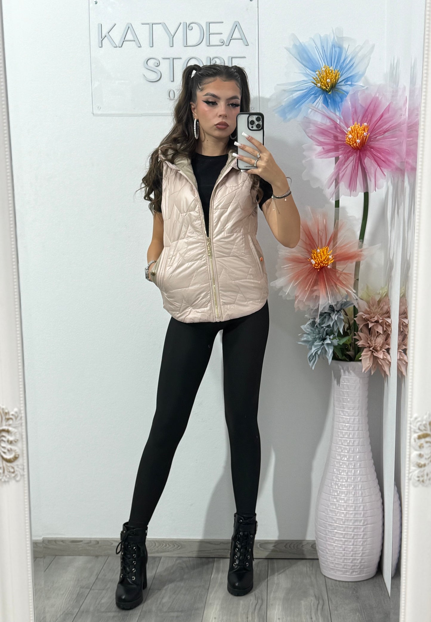 Vestă de damă din fâș beige Elenor