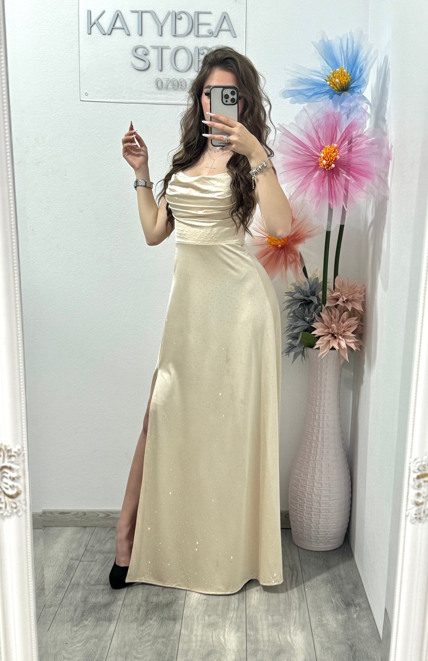 Rochie elegantă cu cristale crem Glam