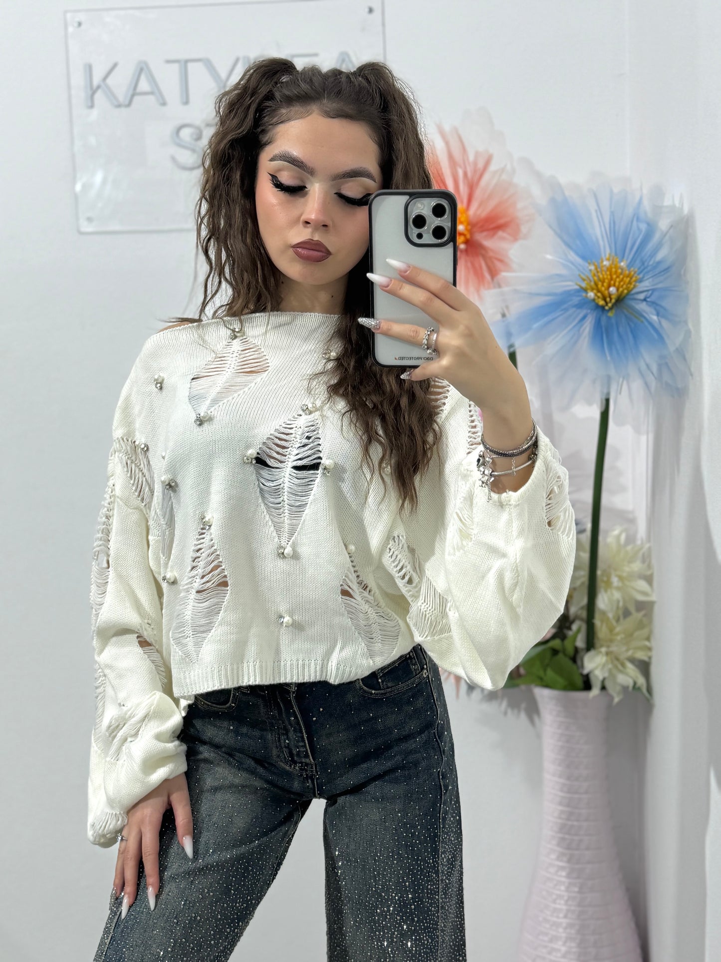 Pulover perforat cu perle și cristale RALUCA