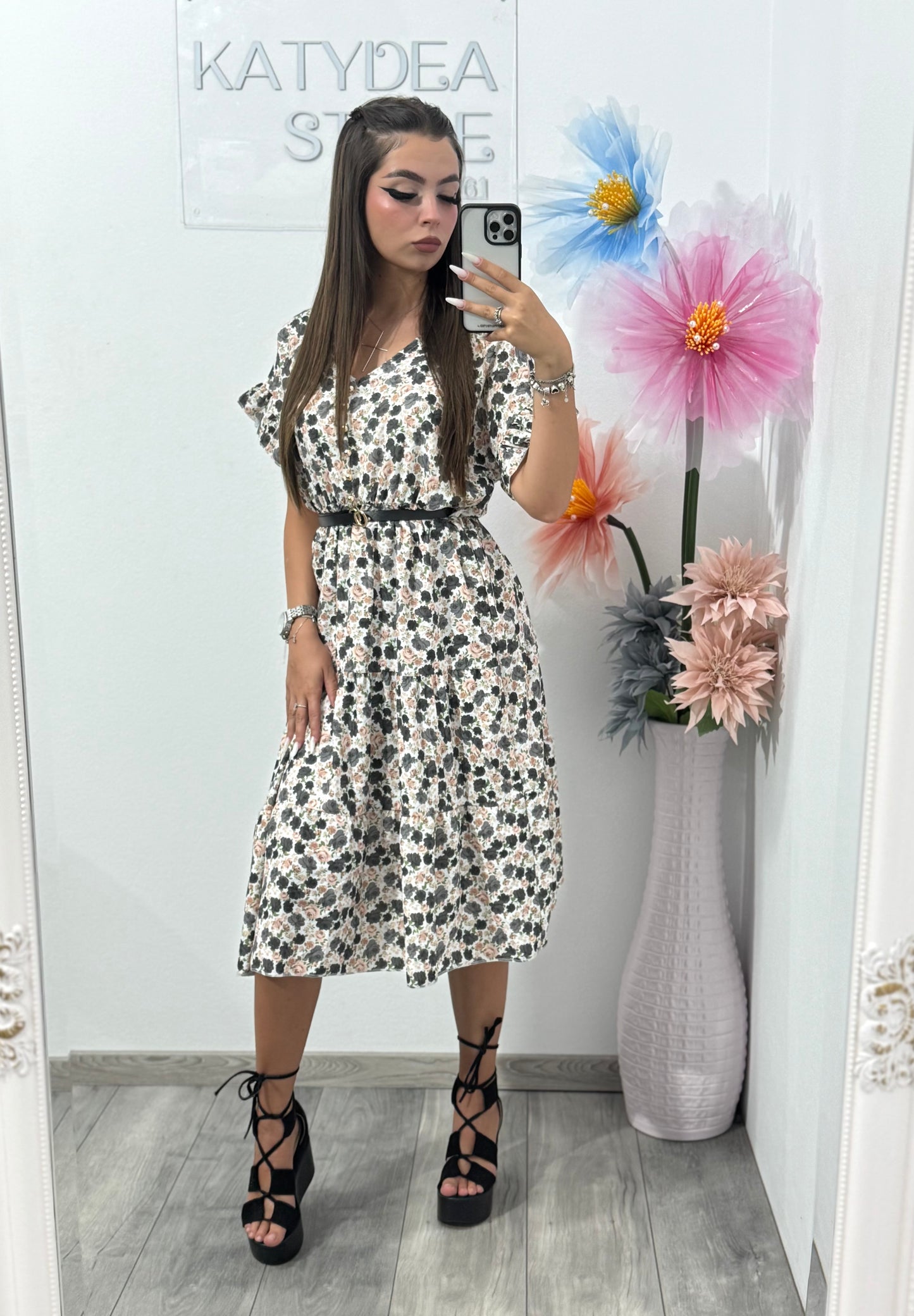 Rochie cu imprimeu floral și năsturași Myra