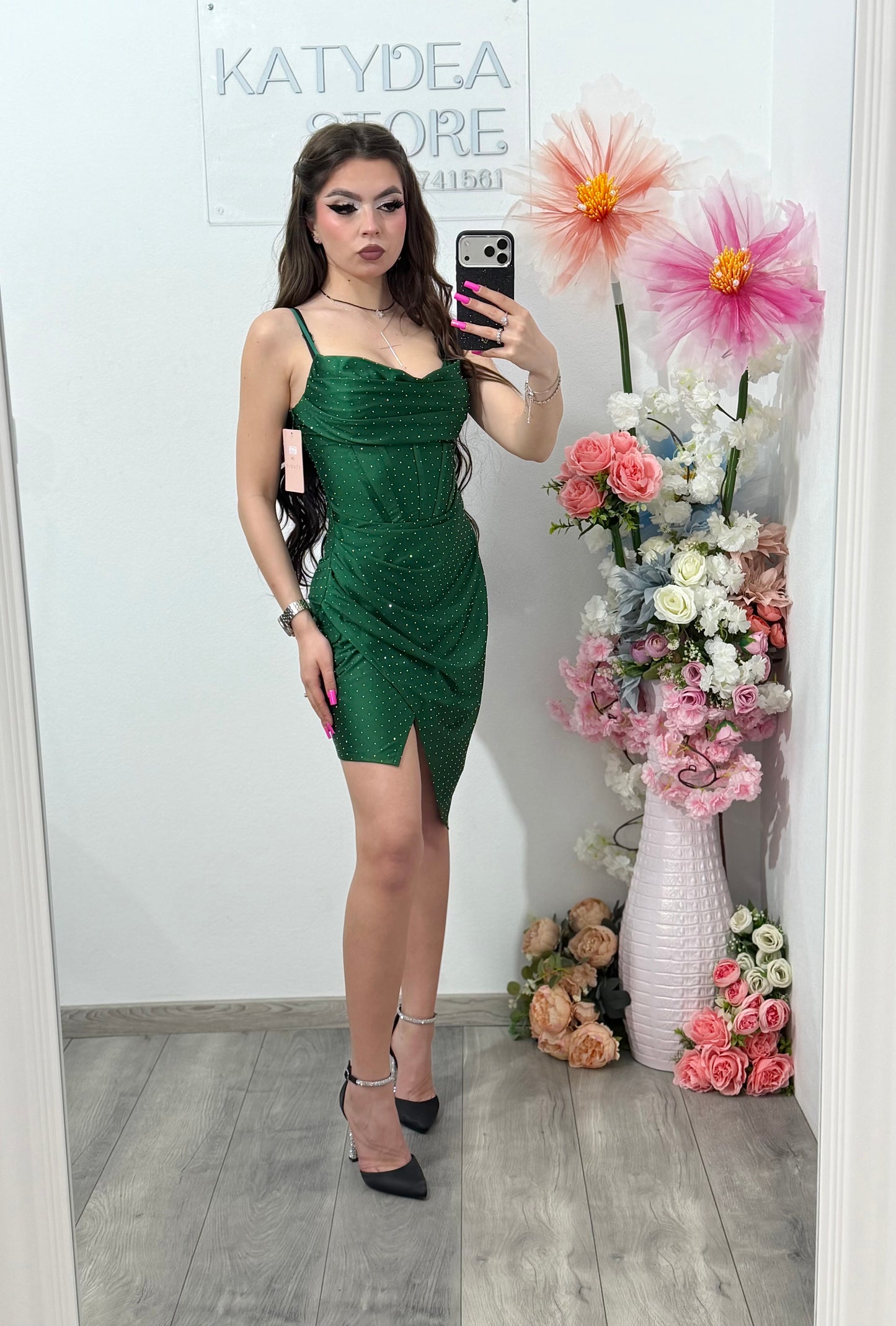 Rochie scurtă cu cristale ștanțate verde IOANA