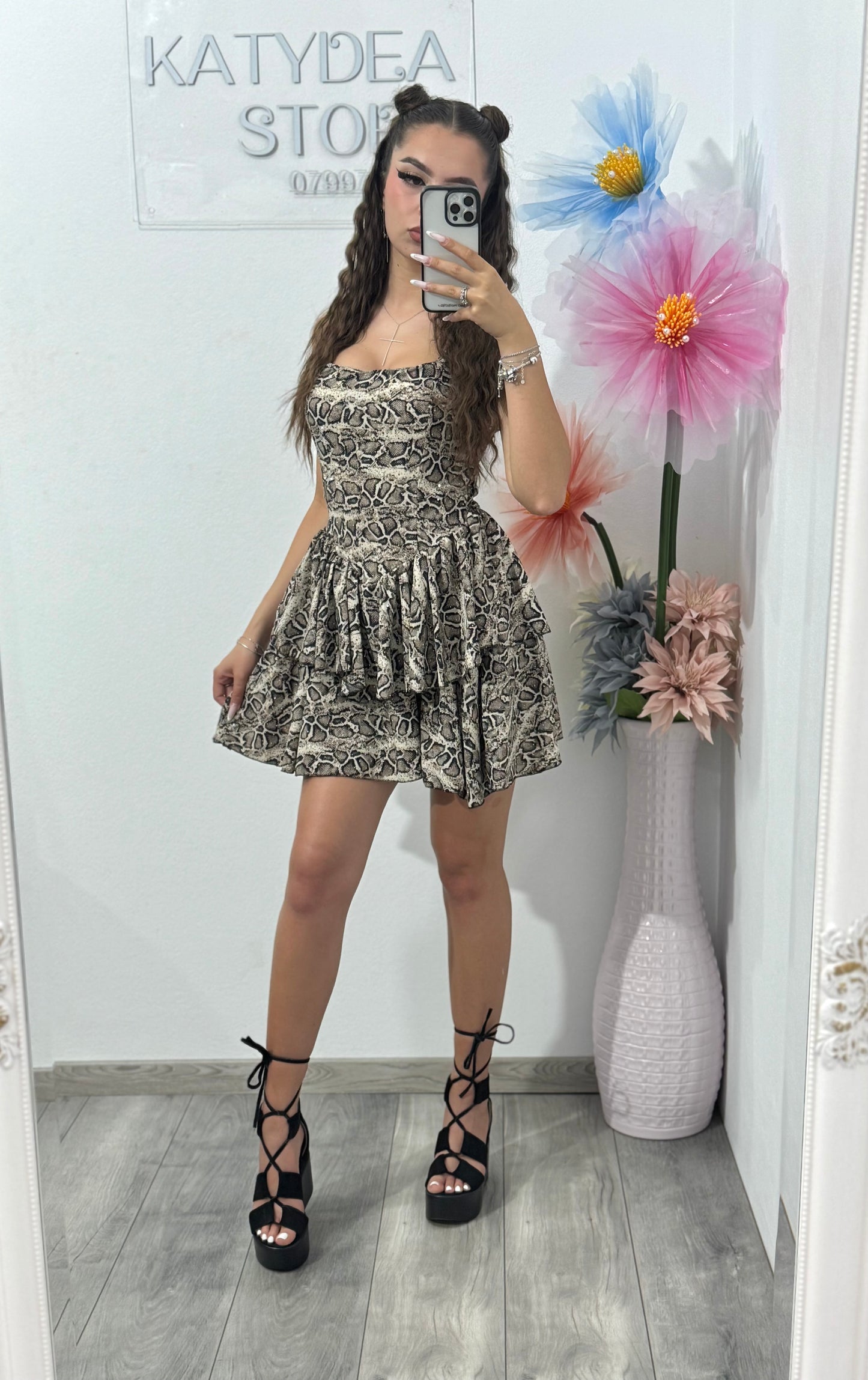 Rochie cu snakeprint și cristale Abby