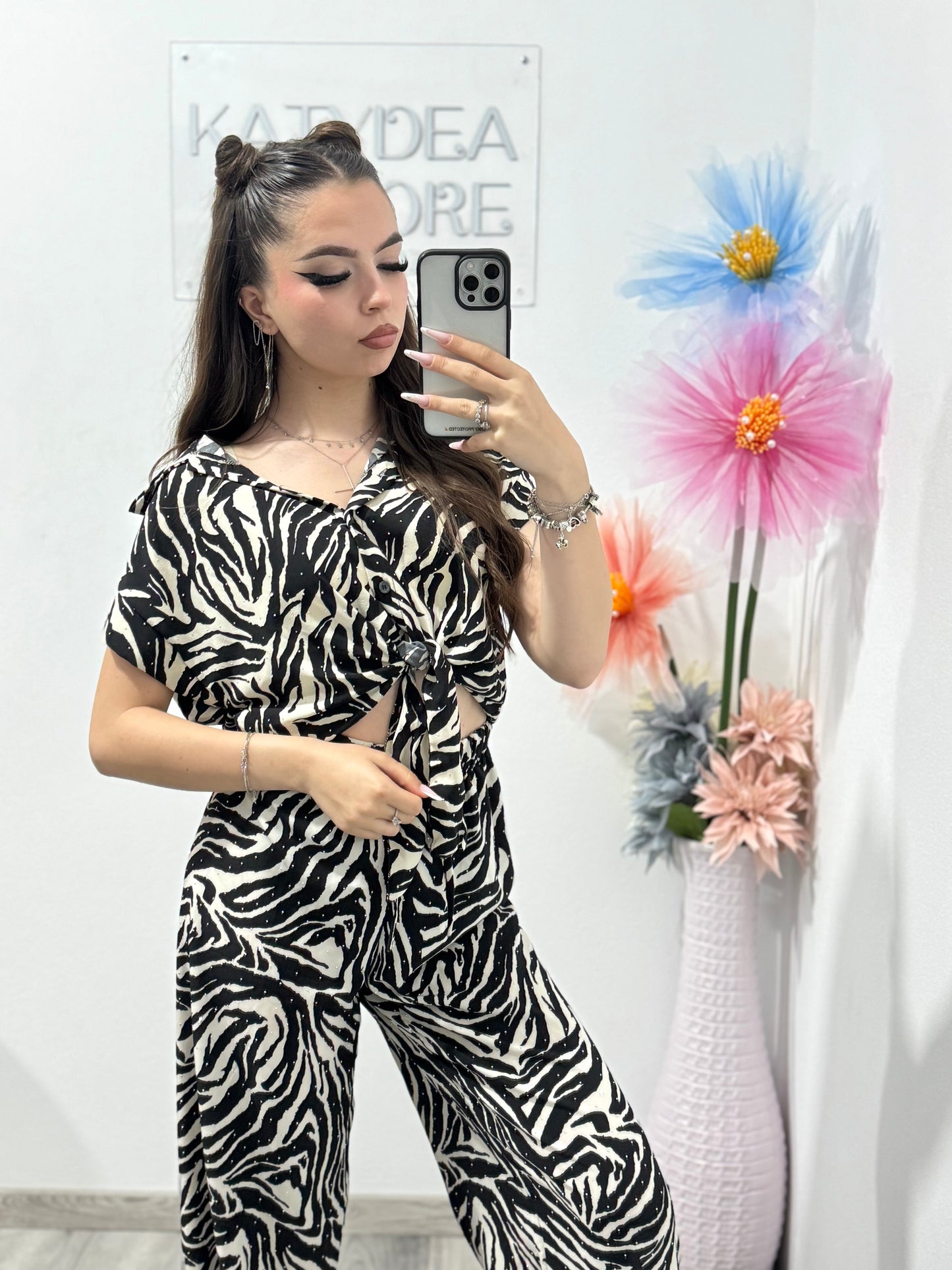 Compleu zebra cu cristale ștanțate Mary