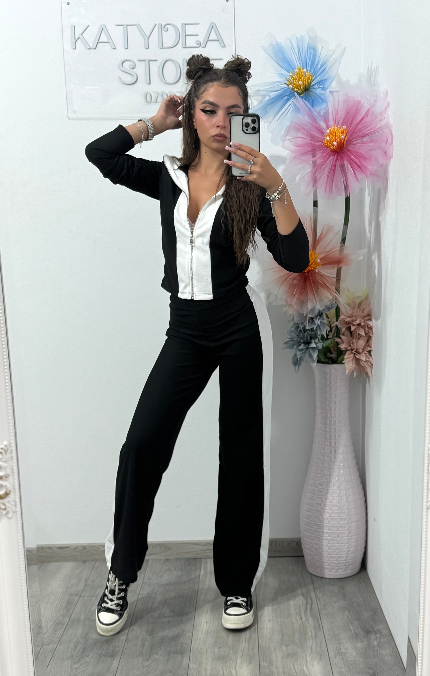 Compleu cu pantaloni evazați negru Maya