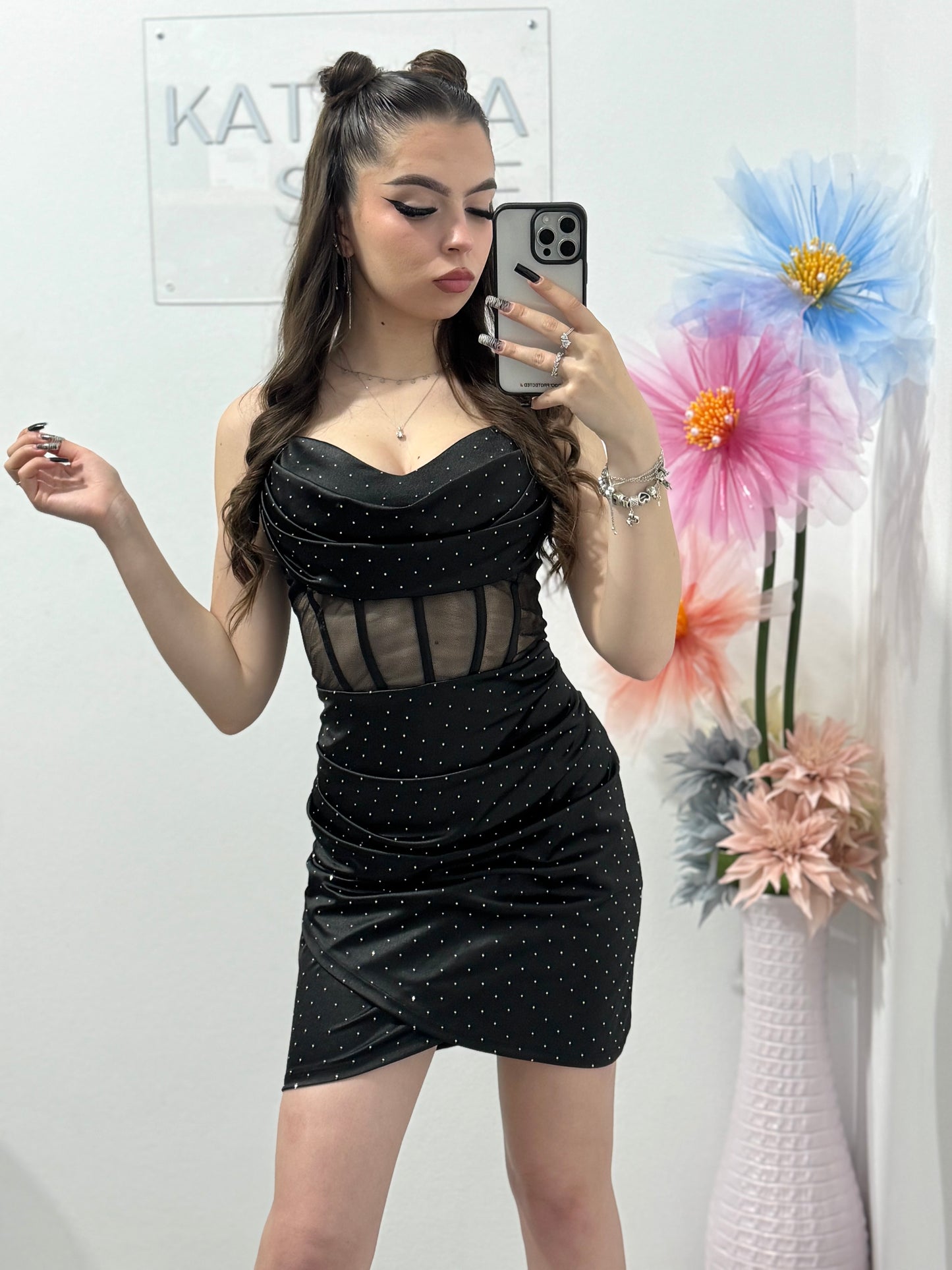 Rochie cu corset și cristale ștanțate neagră Mary