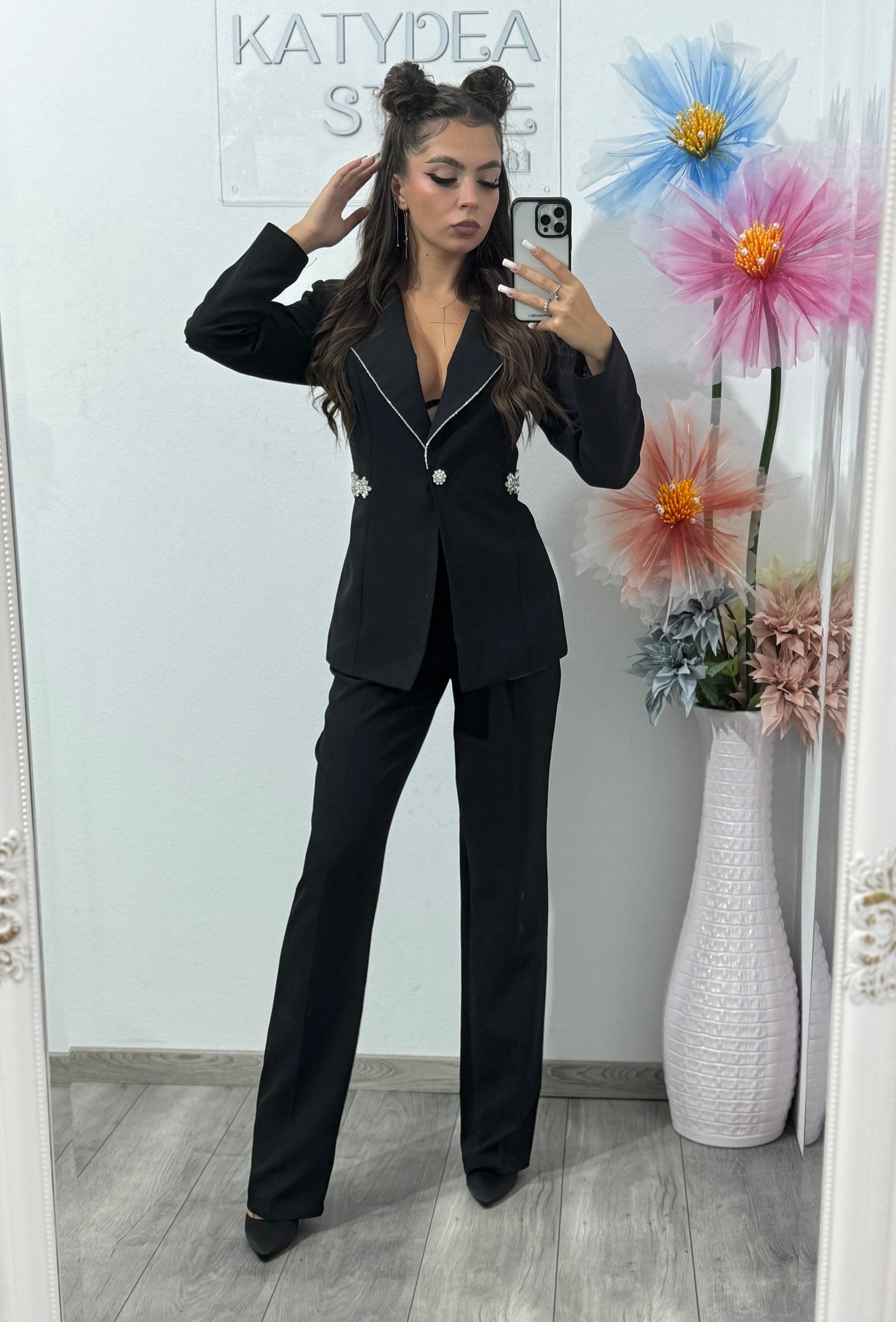 Costum elegant negru Brianna