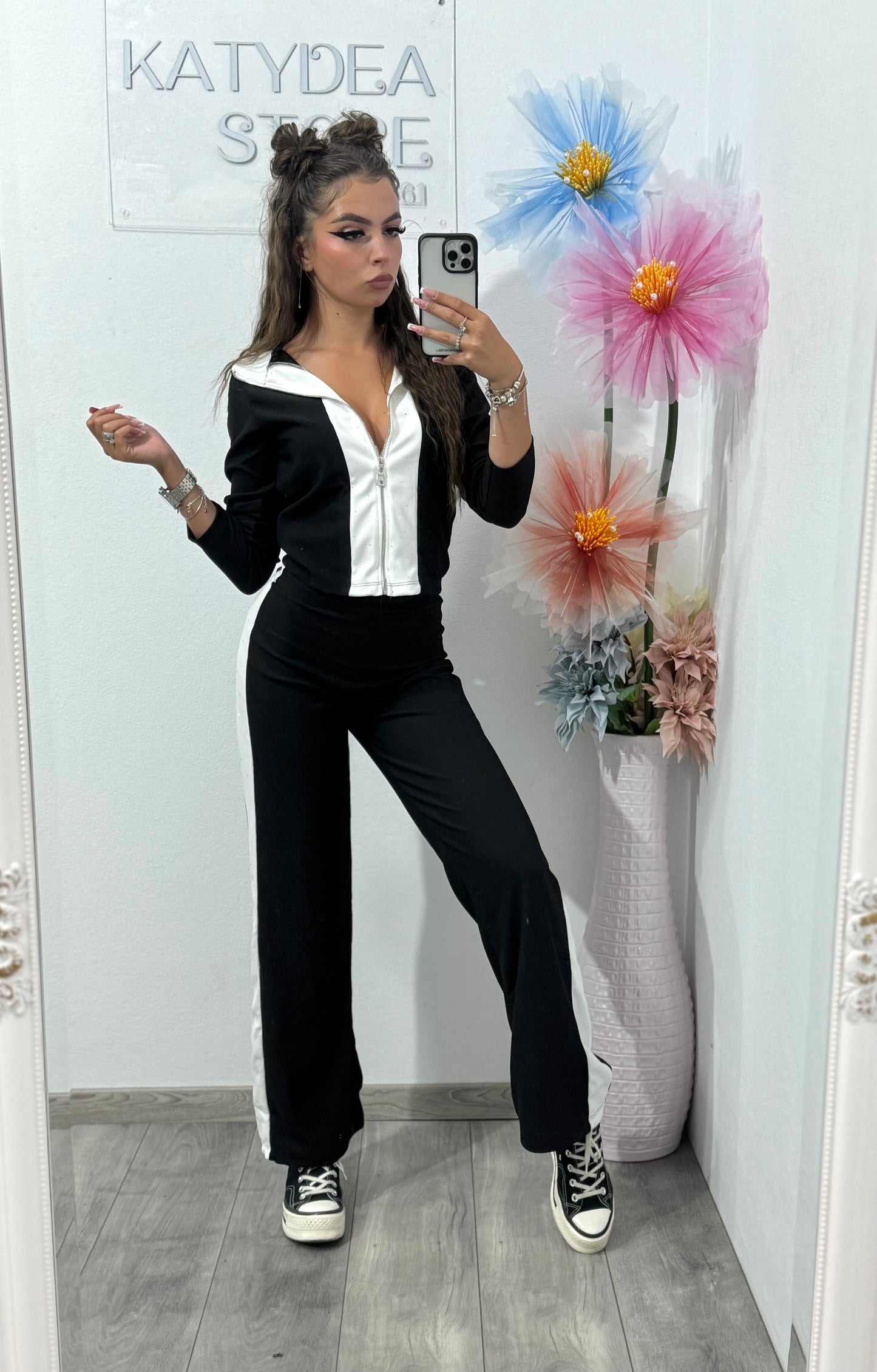 Compleu cu pantaloni evazați negru Maya