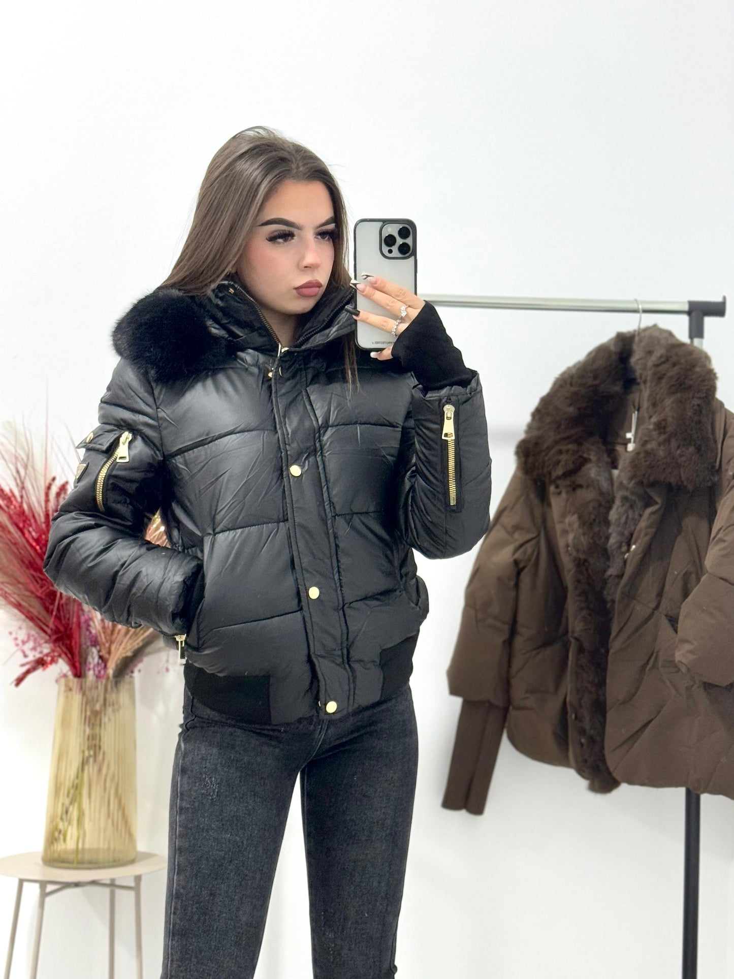 Geaca neagra Silvia