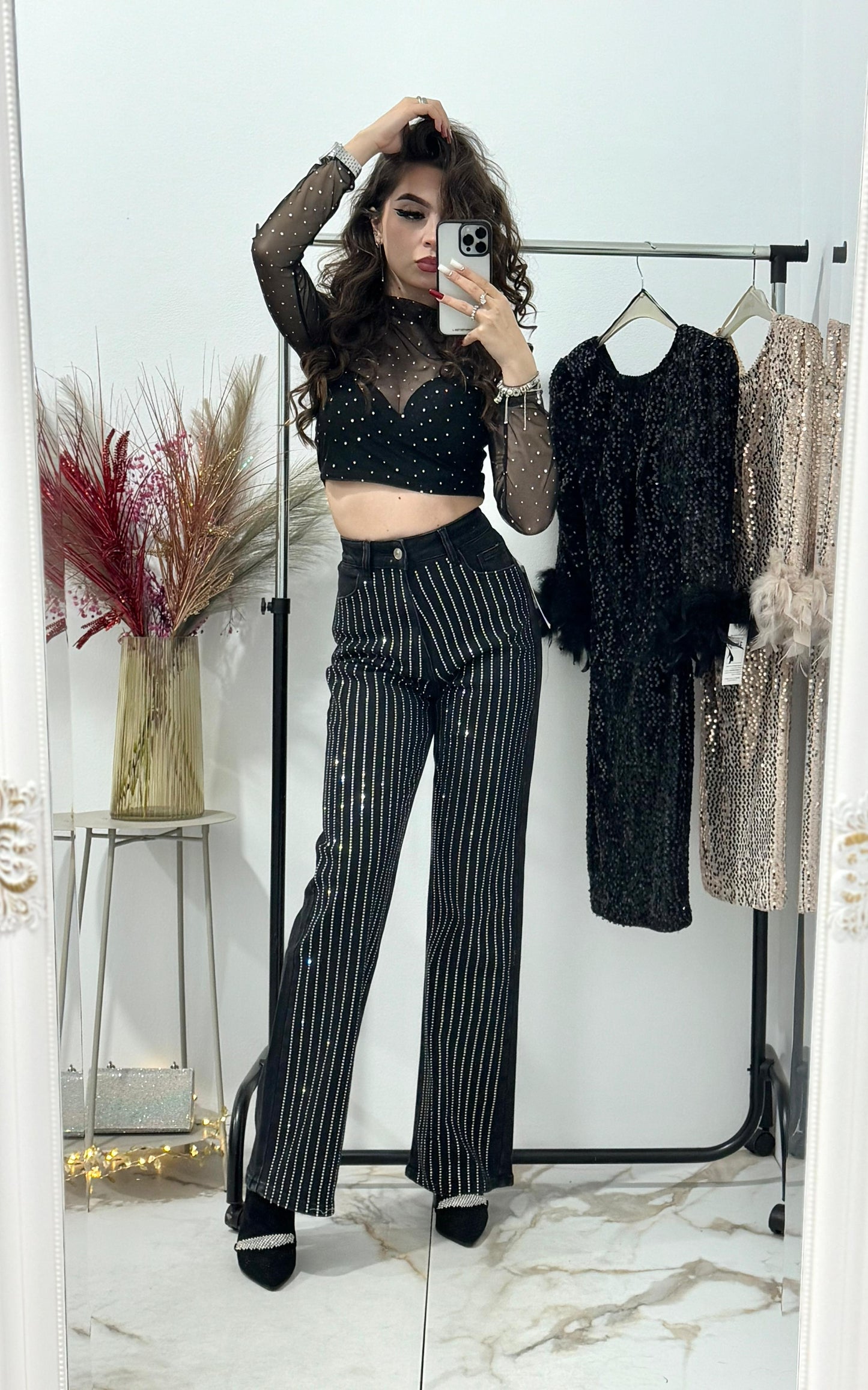 Jeans negru cu cristale stanțate
