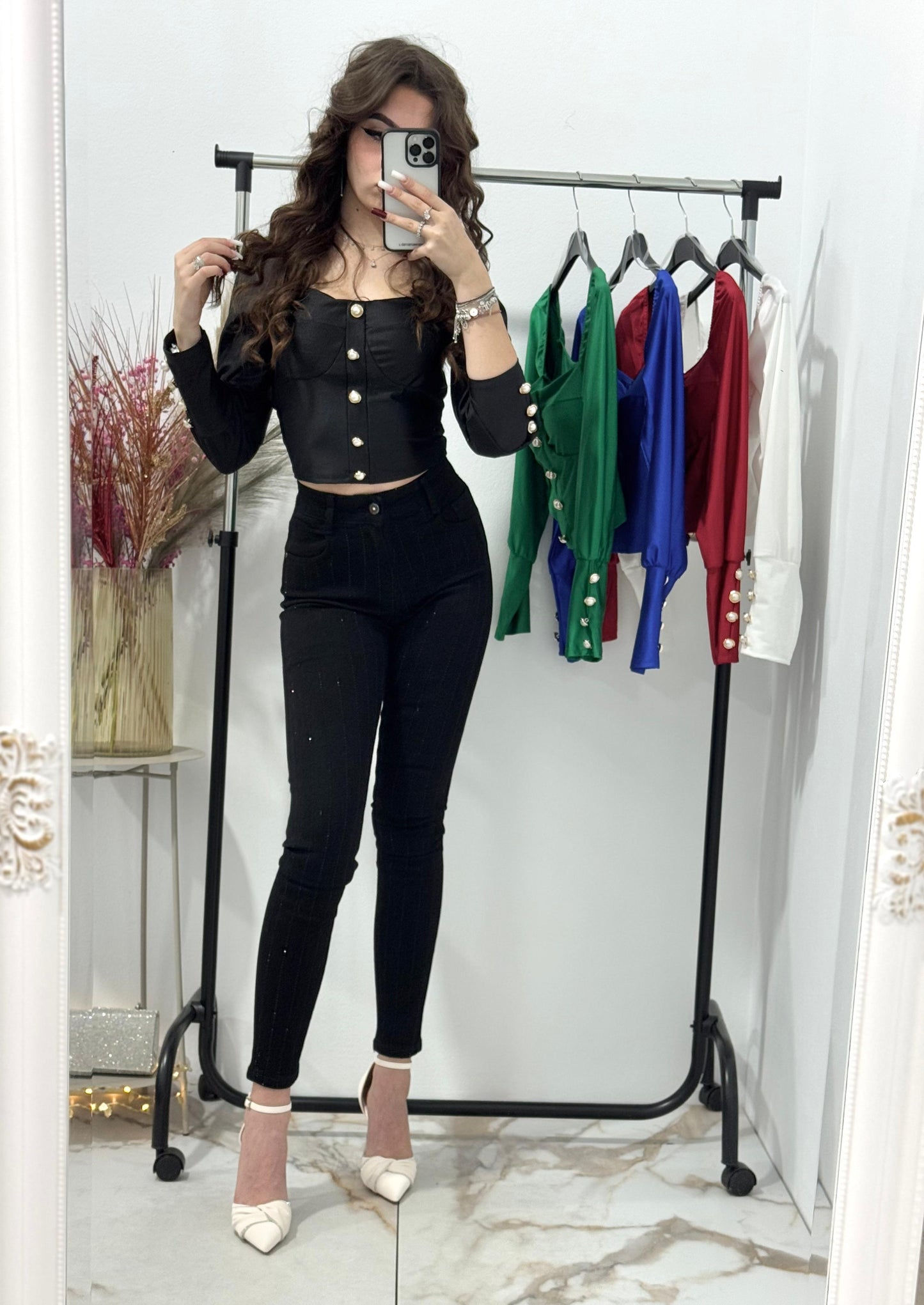 Blugi negri skinny cu cristale