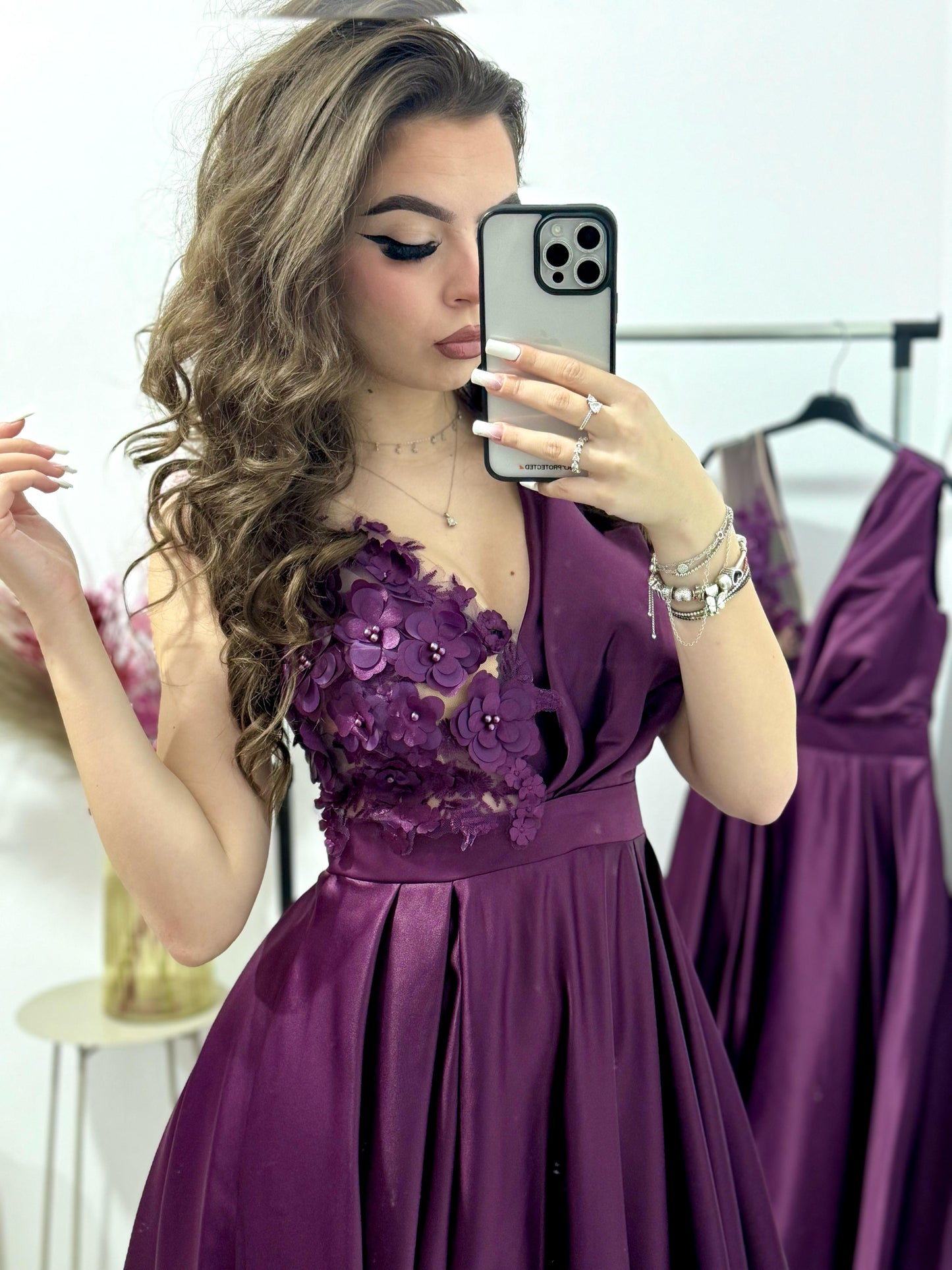 Rochie lunga cu dantela 3D mov-pruna Adette