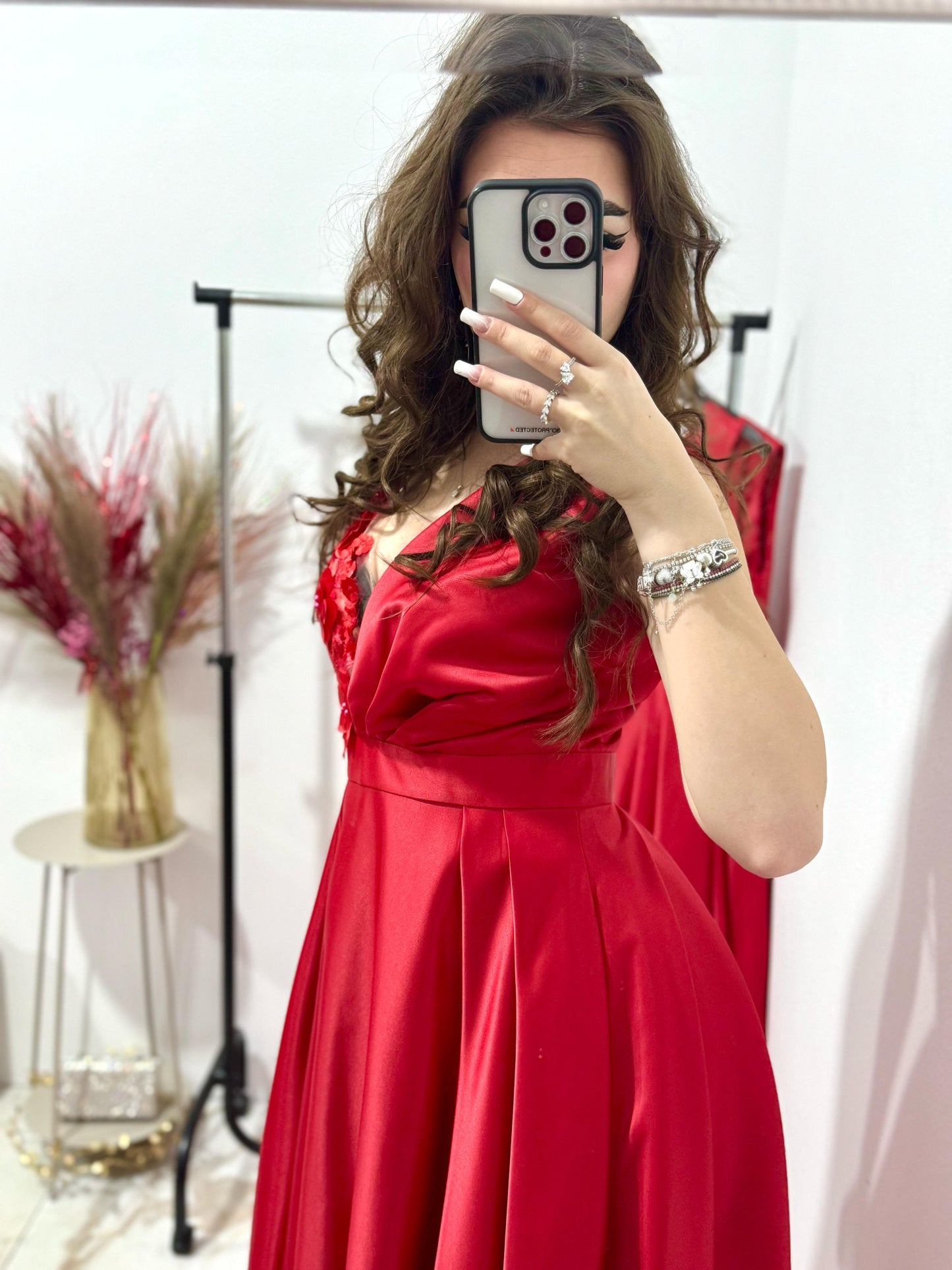 Rochie lunga rosie cu dantela 3D Adette