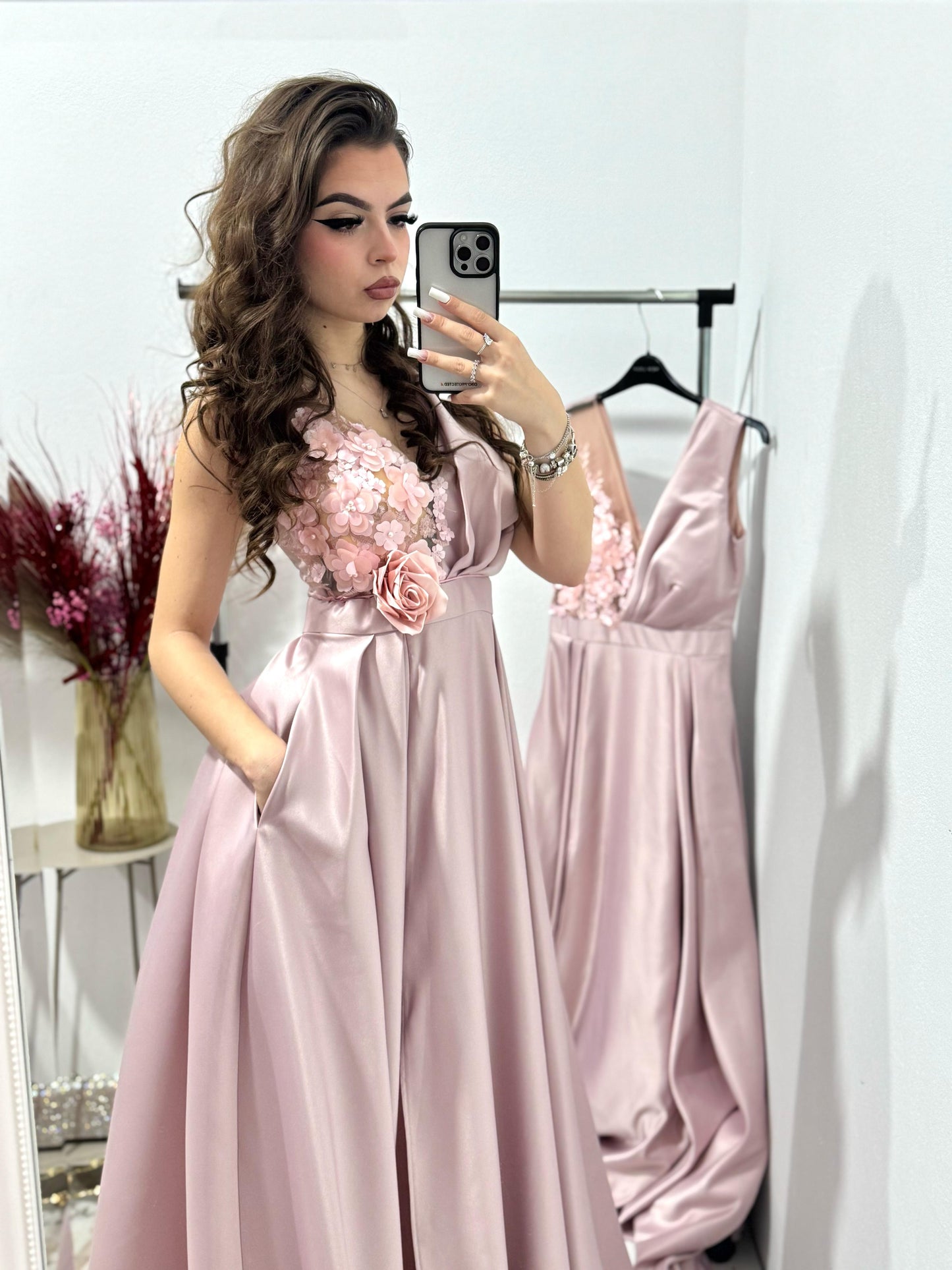 Rochie roz lunga cu dantela 3D