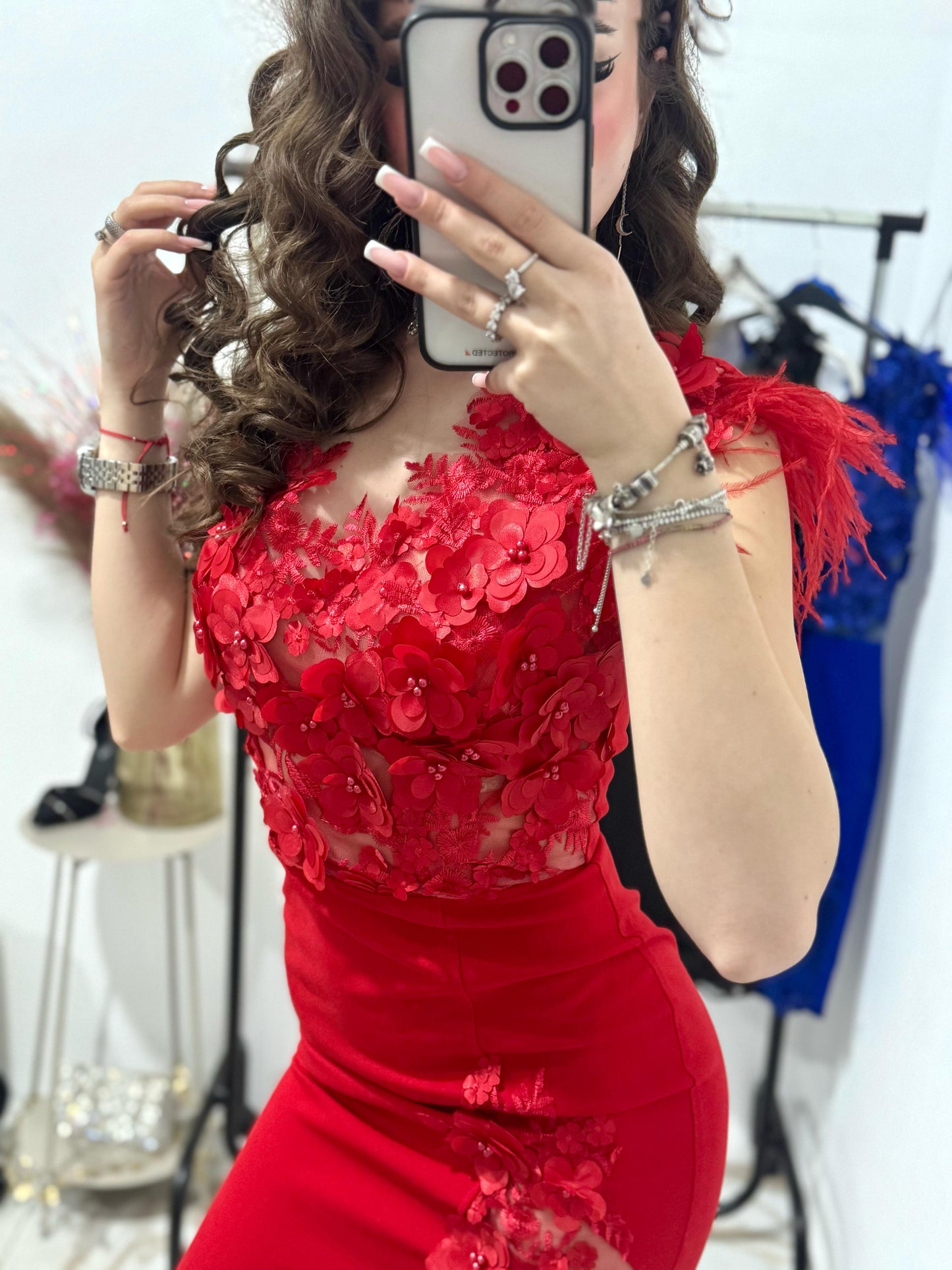 Rochie rosie eleganta cu dantela 3D Paulinne