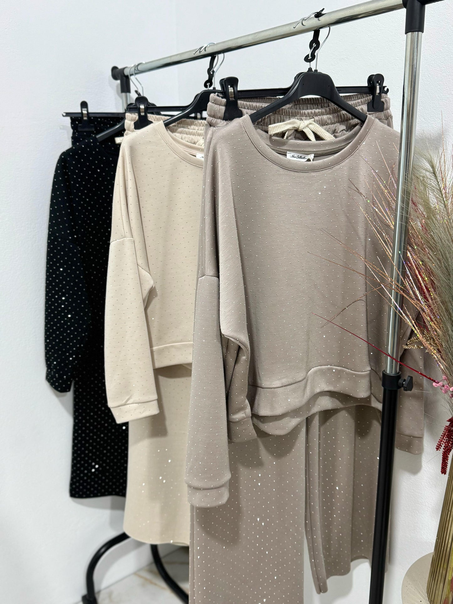 Compleu ștanțat Silvia