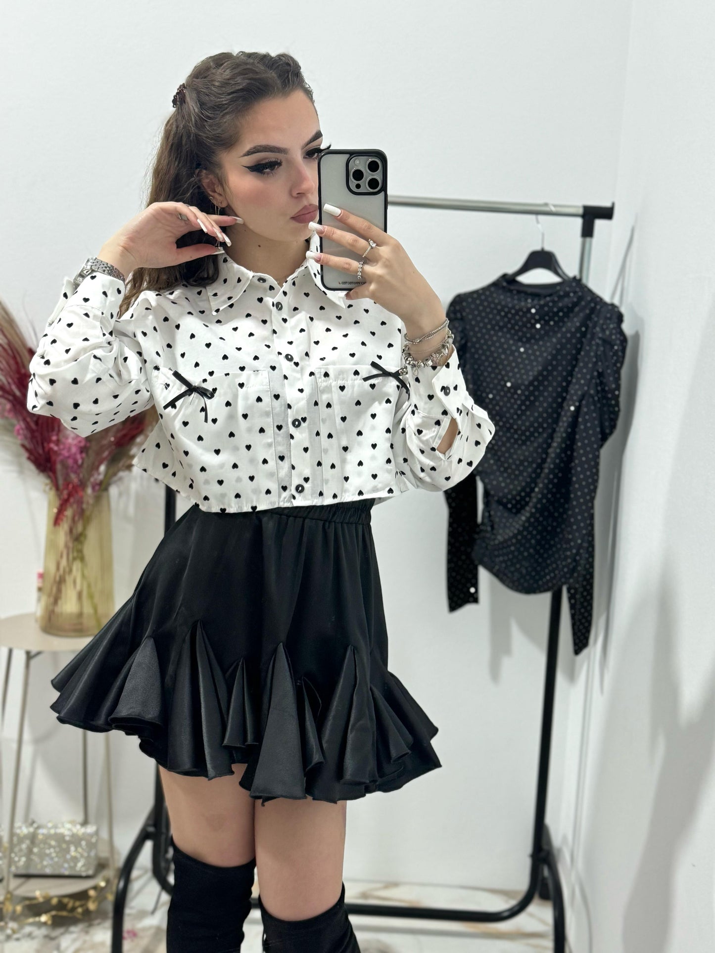 Camasa Heartley