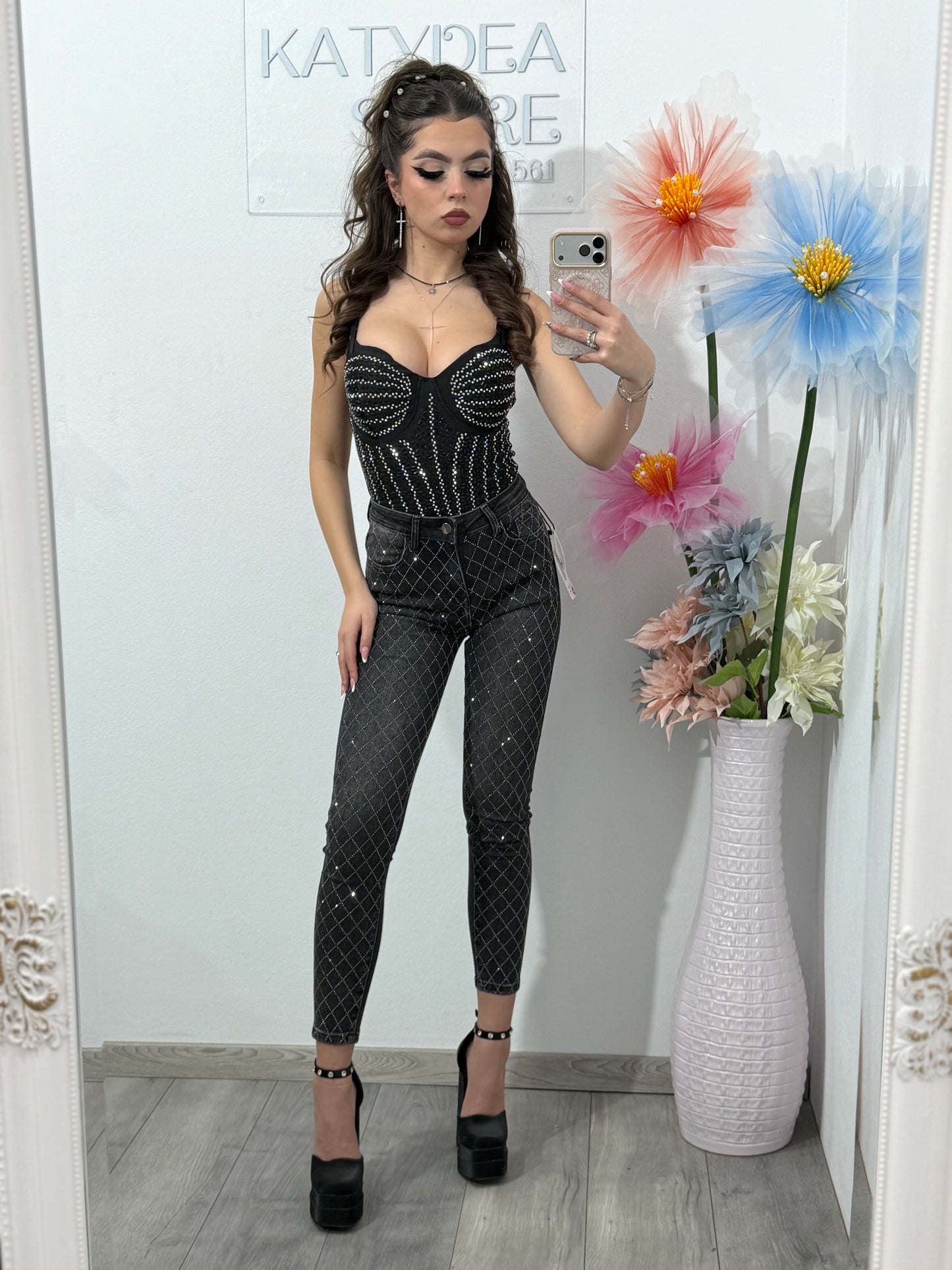 Jeans skinny gri cu cristale ștanțate DANY