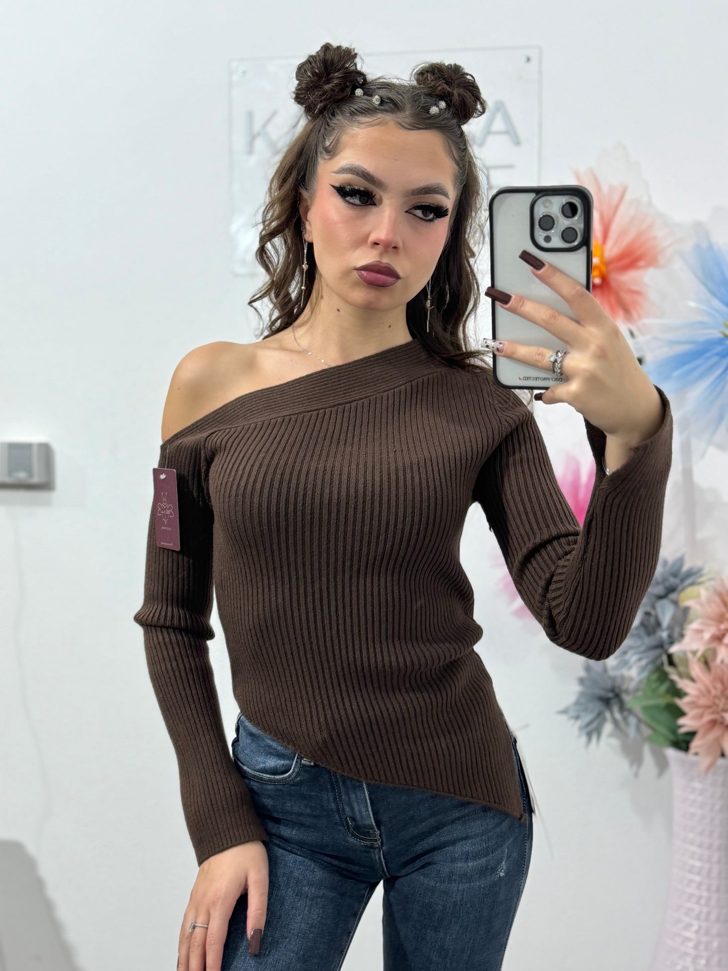 Bluză pe un umăr din tricot ANNA