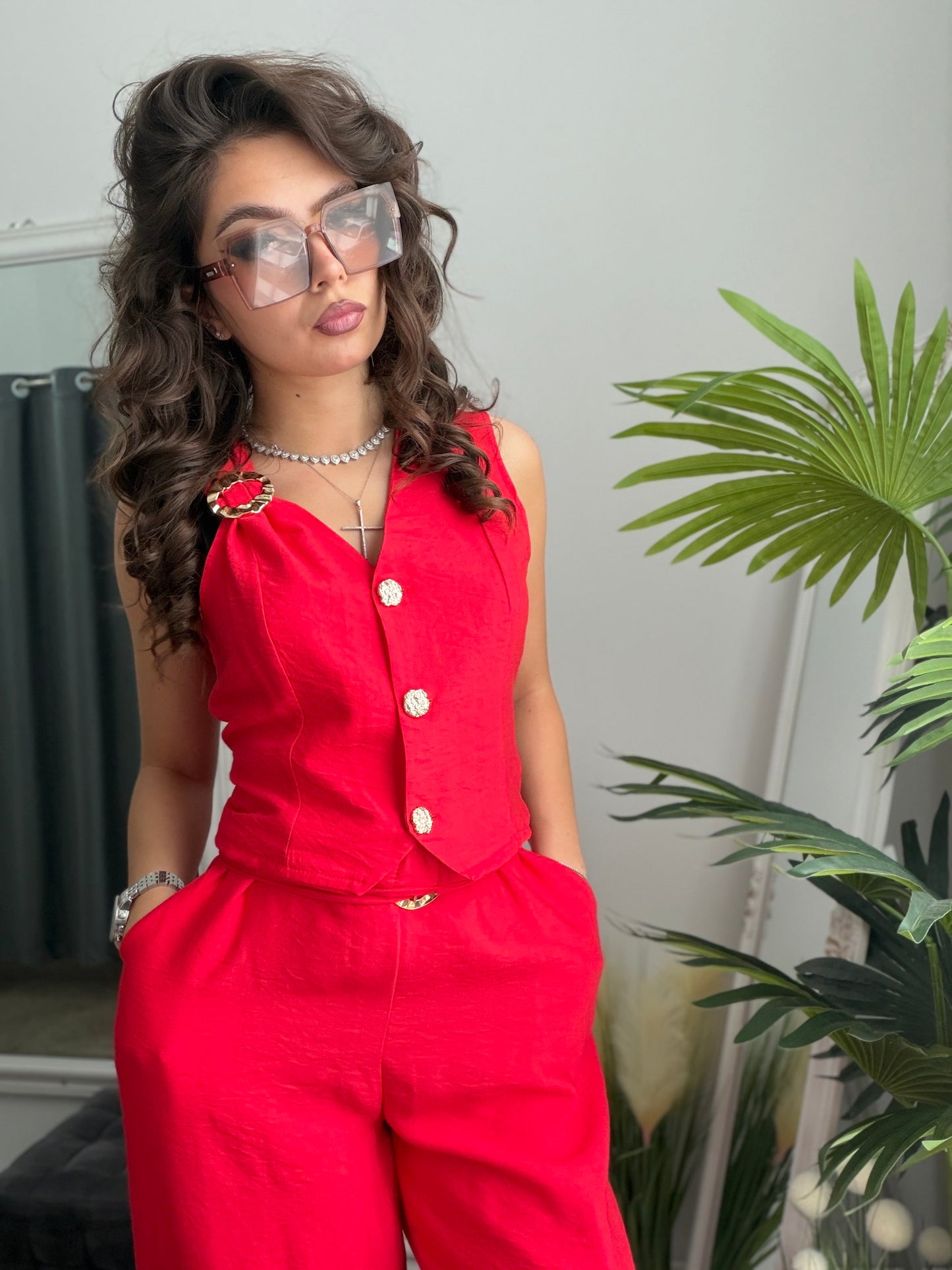 Compleu din in ELEGANCE rosu