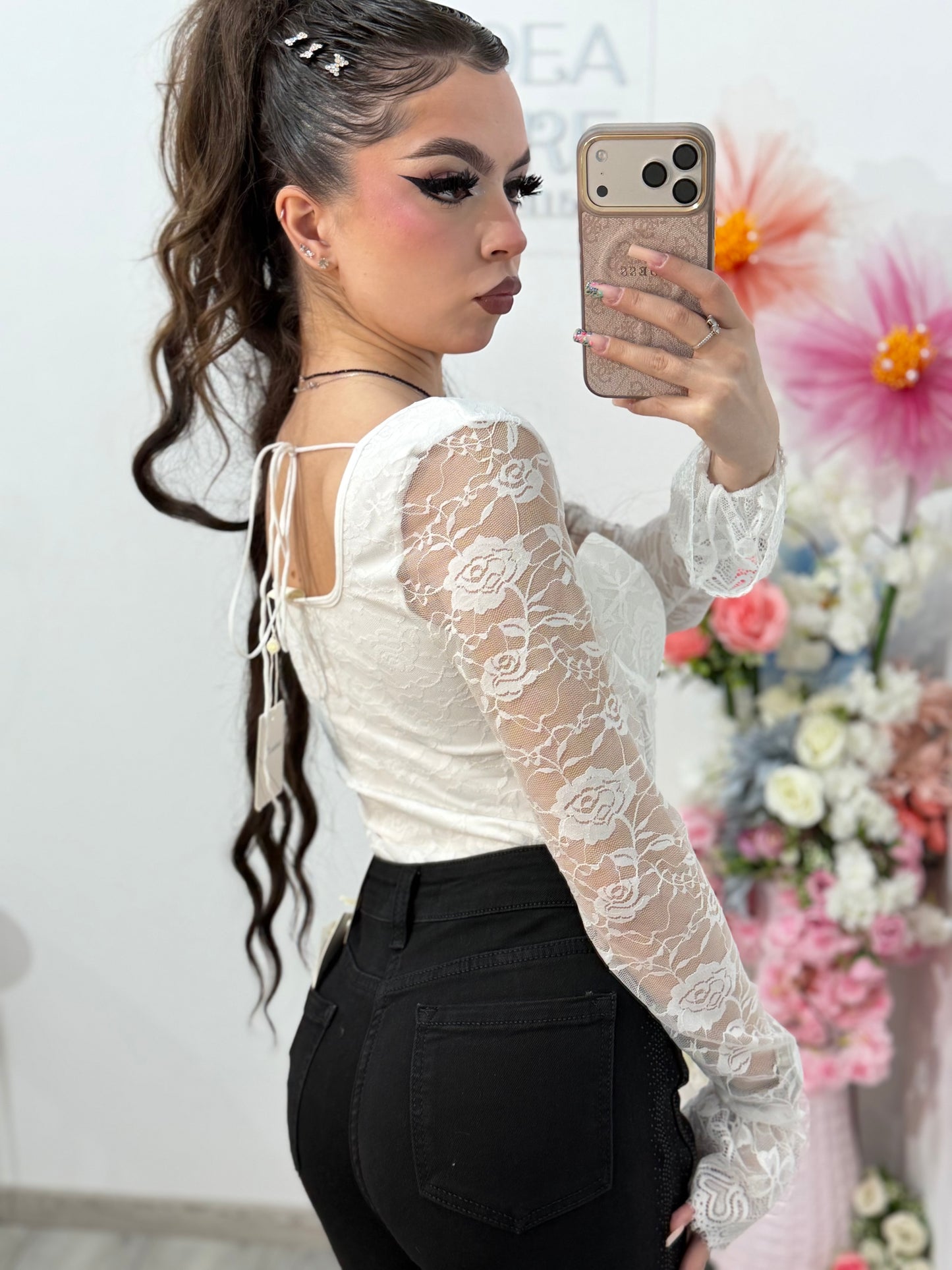 Corset din dantelă cu trandafiri DENISSA