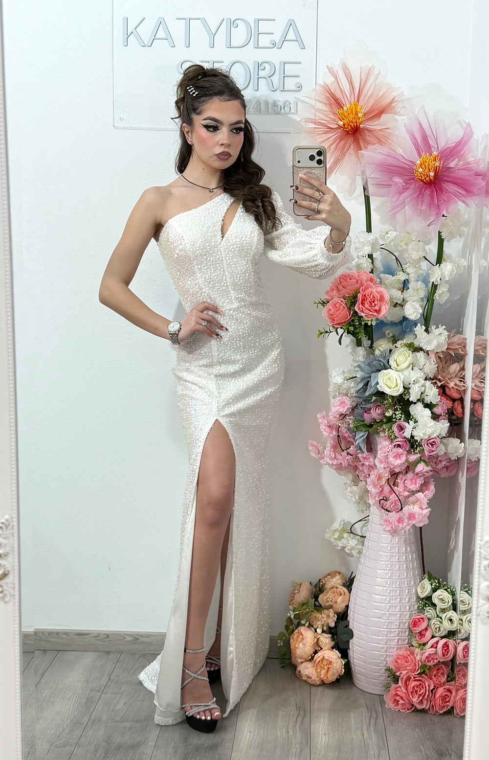 Rochie lunga alba cu paiete strălucitoare Cristinne