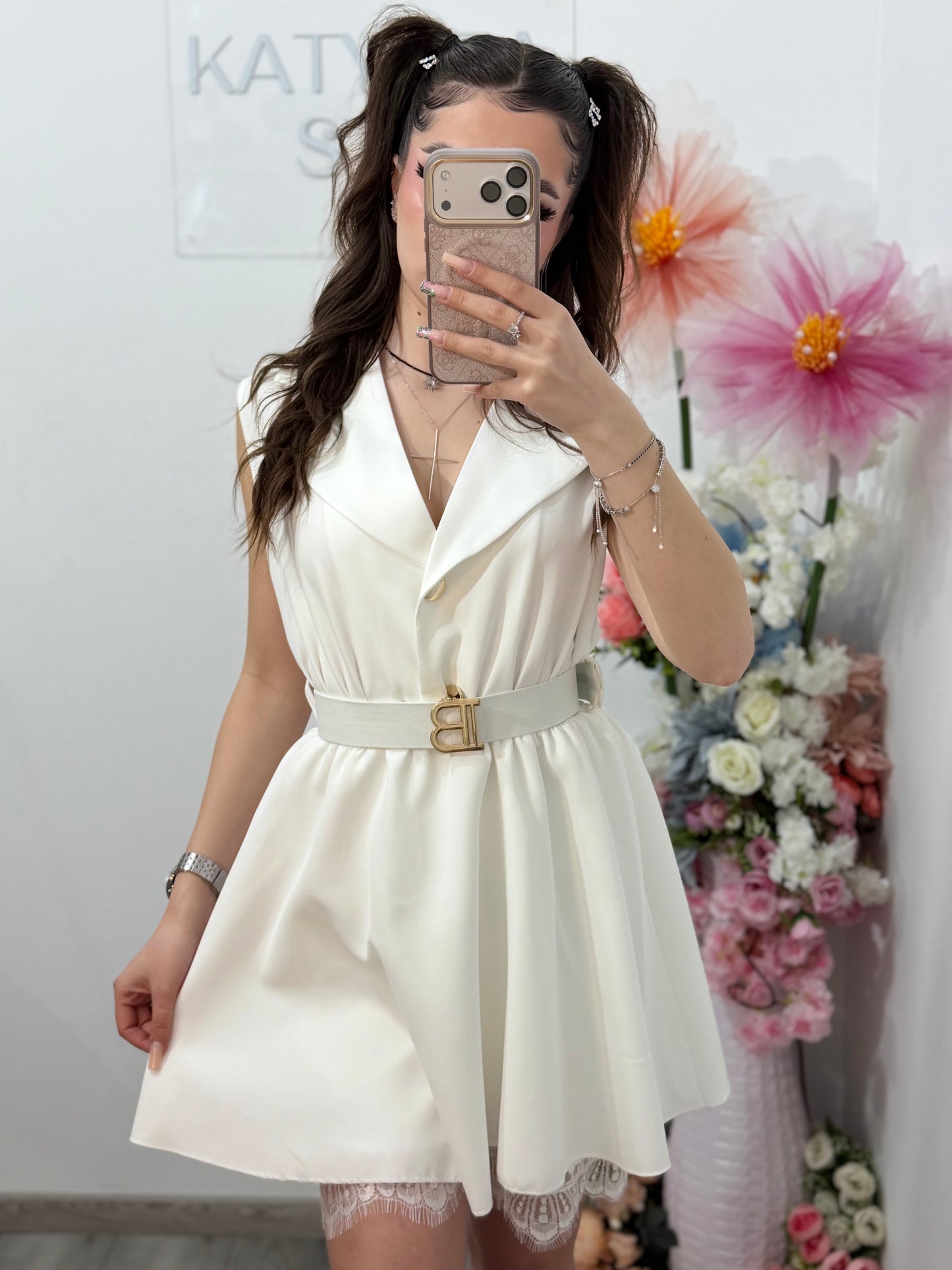Salopetă elegantă cu dantela alba BABY
