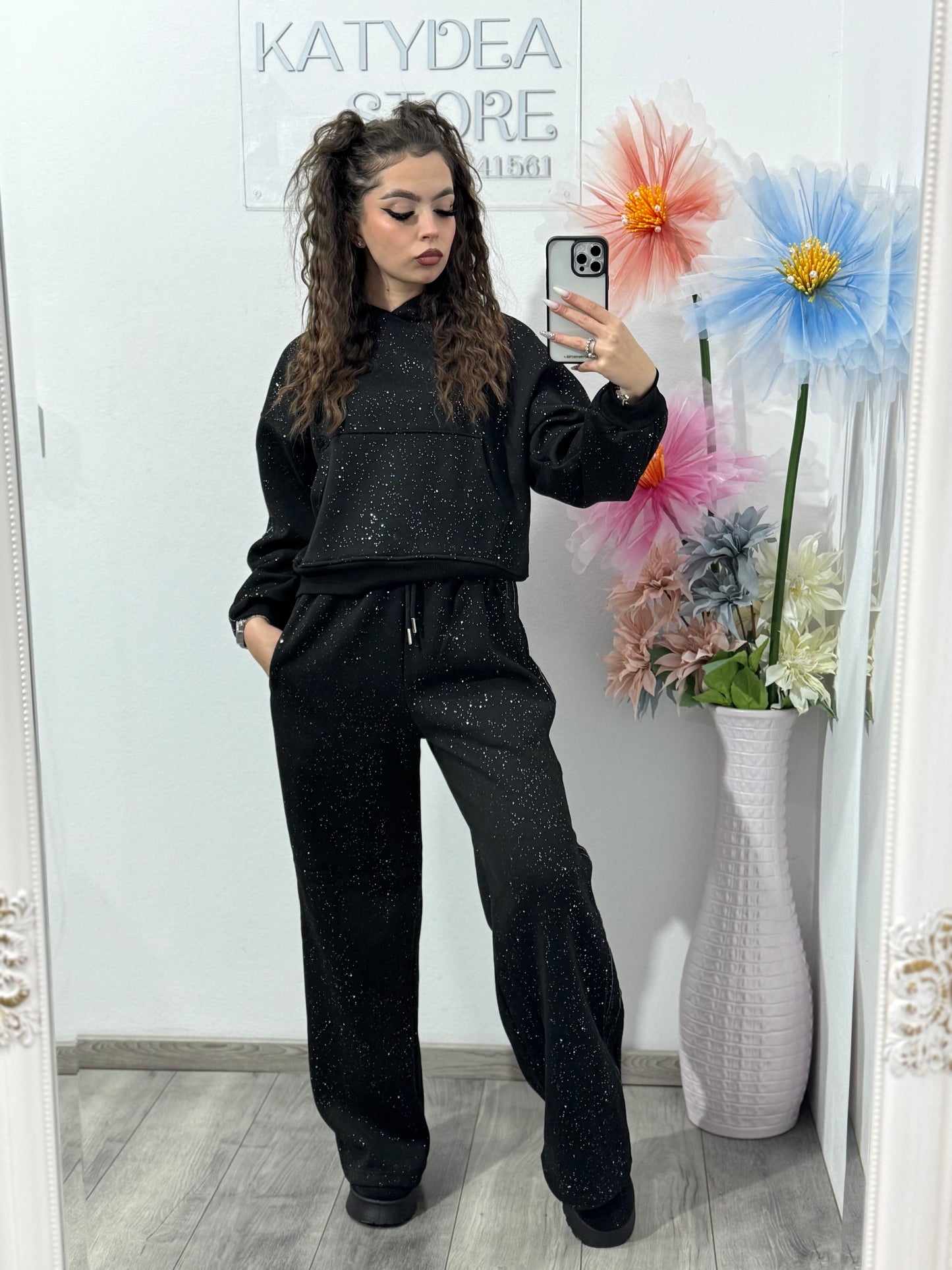 Compleu cu particule de sclipici negru GALAXY