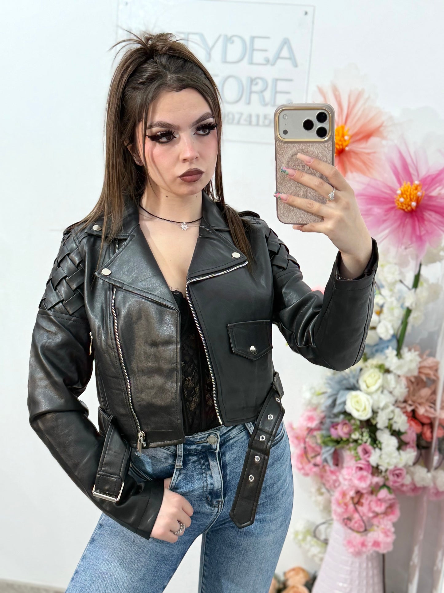 Geacă din imitație de piele cu lanț decorativ XONIA