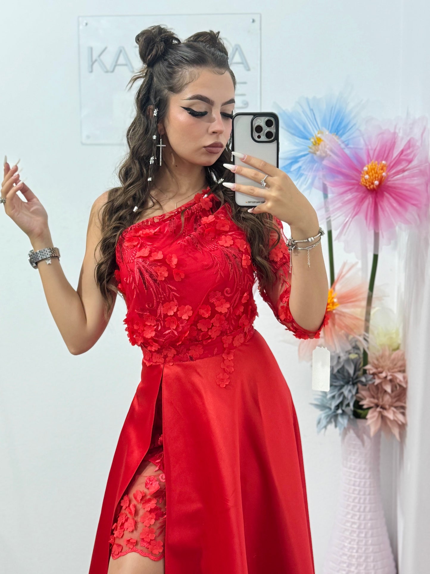 Rochie elegantă lungă cu dantelă 3D roșie Zonia