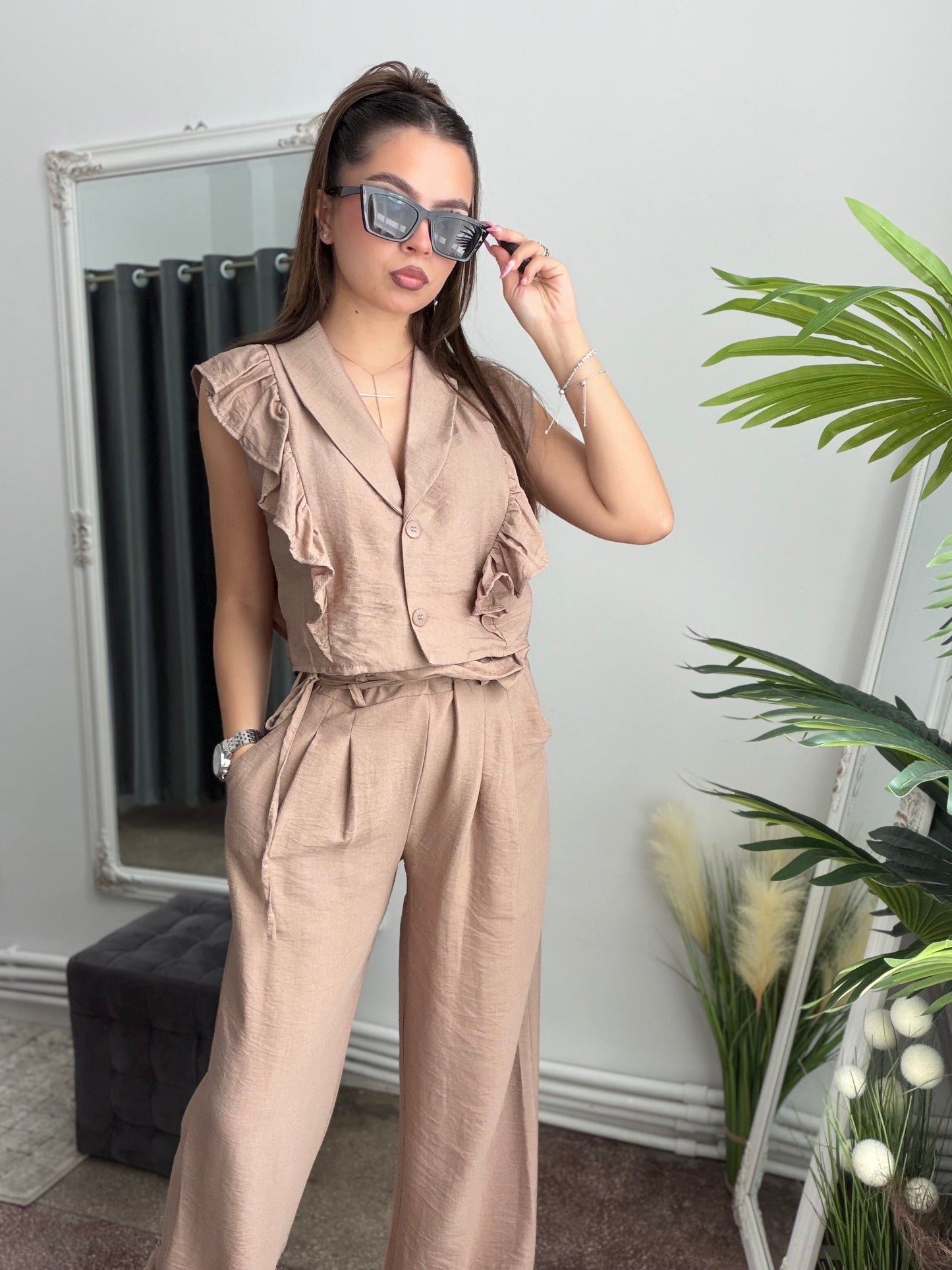 Compleu din în beige BELLE