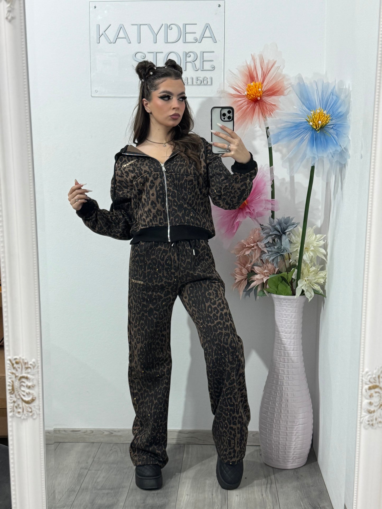 Compleu ANIMAL cu cristale ștanțate