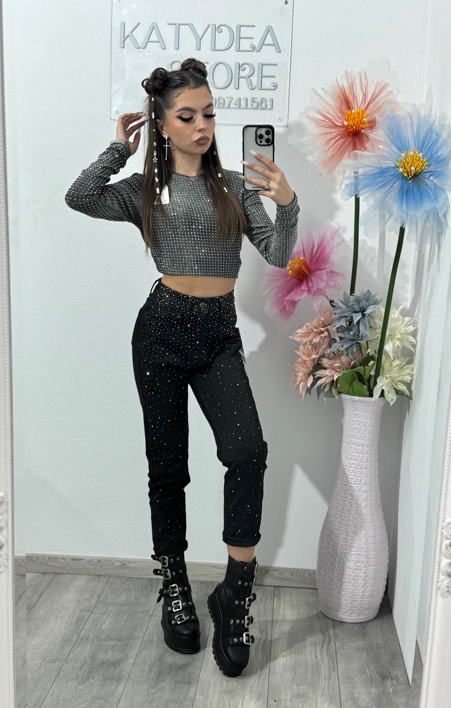 Jeans MOM Fit negri cu cristale ștanțate KATE