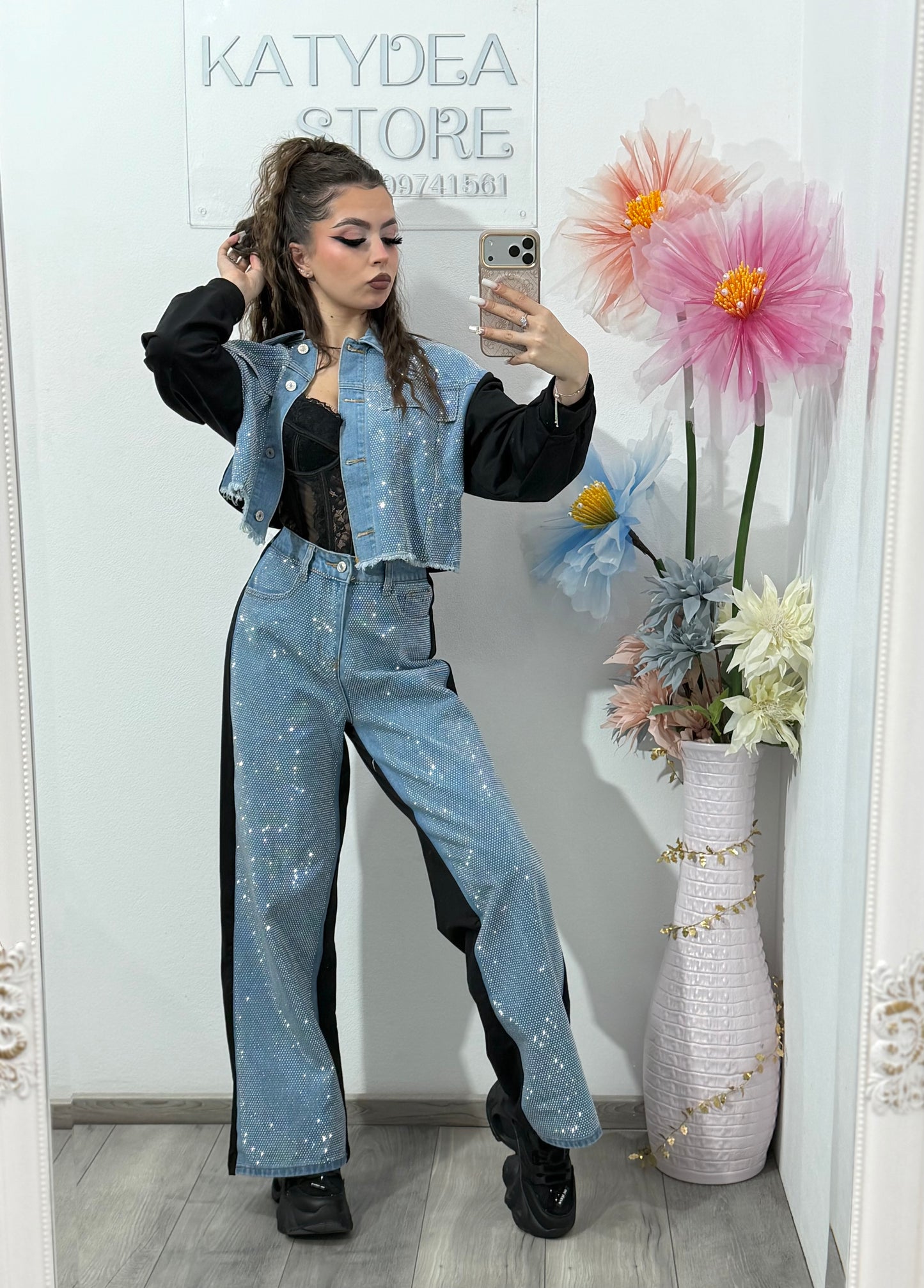 Compleu din denim cu strasuri – geacă & pantaloni ANDREEA