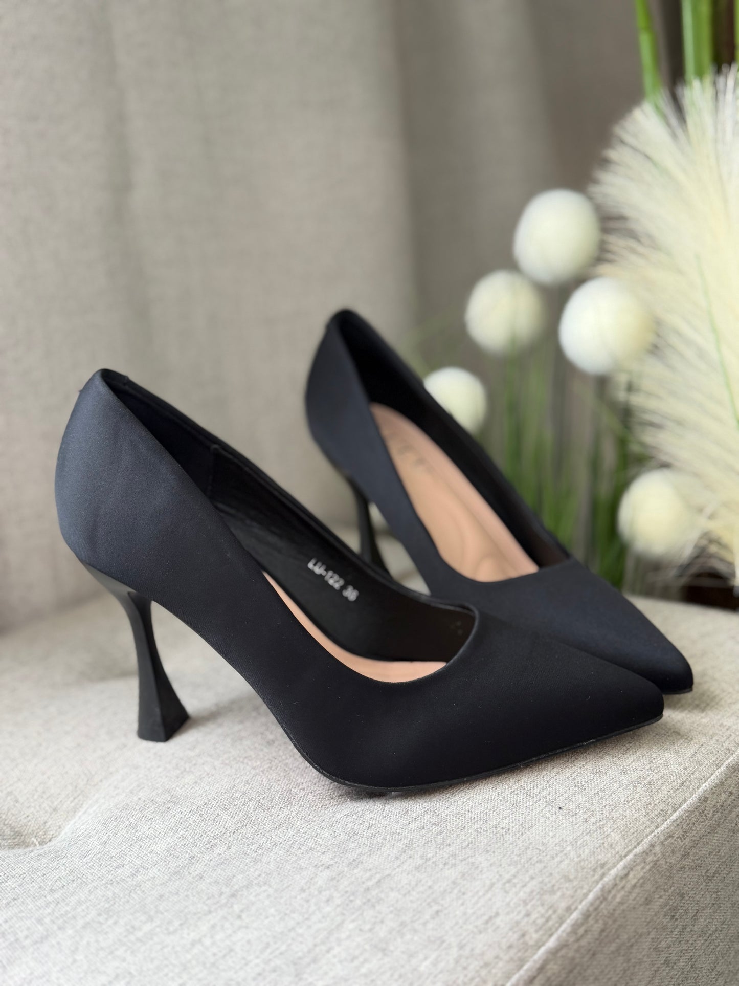 Pantofi stiletto negru mat LUL