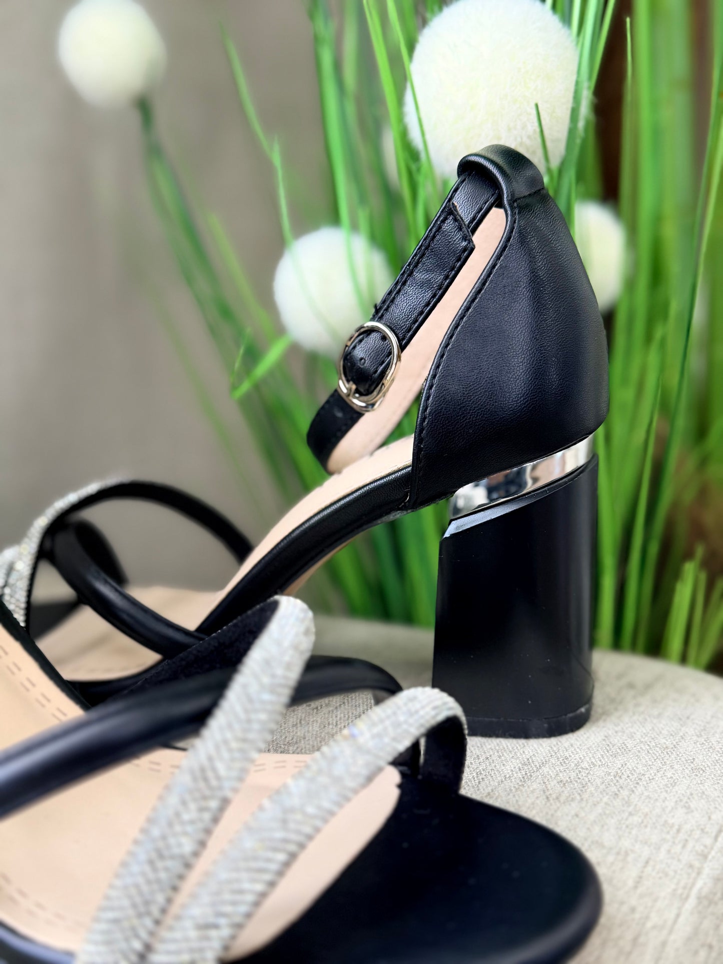 Sandale elegante negre LAURA