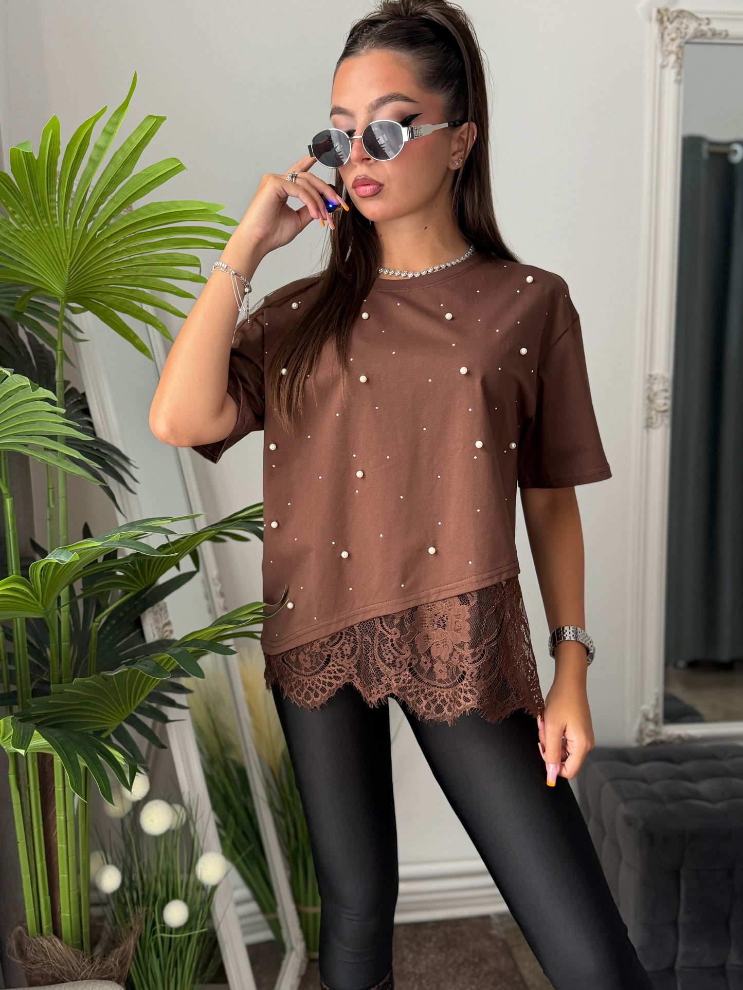 Tricou maro cu cristale și dantelă DENISSA