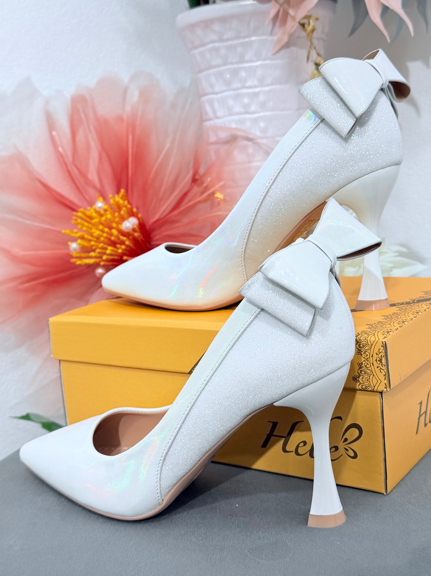 Pantofi stiletto albi ALICE