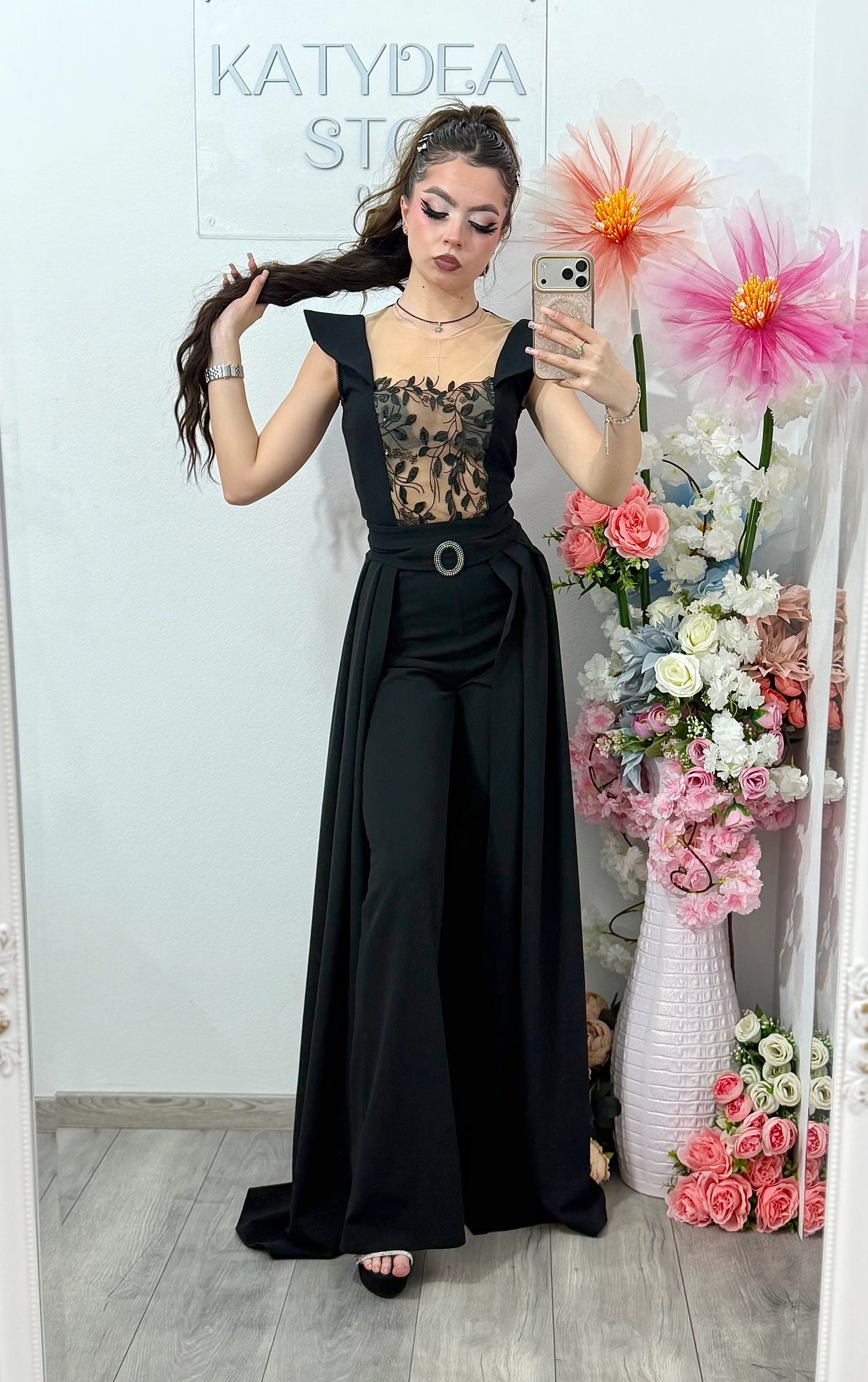 Salopeta neagra eleganta cu trena detasabilă Belle